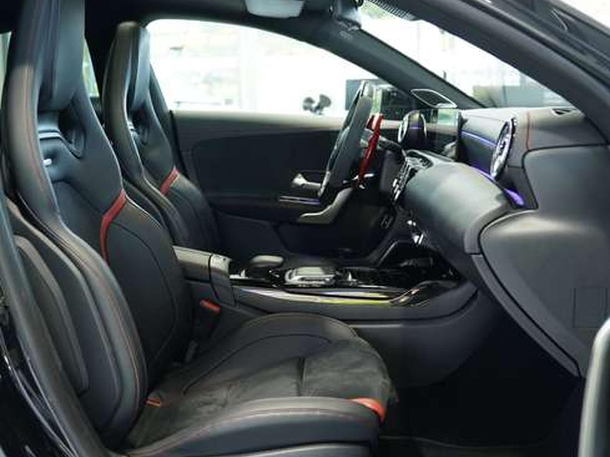 Mercedes CLA 45 AMG S 4M 1.H *19*BURM*Pano*Schale*Aerody (2022) - Photo 16