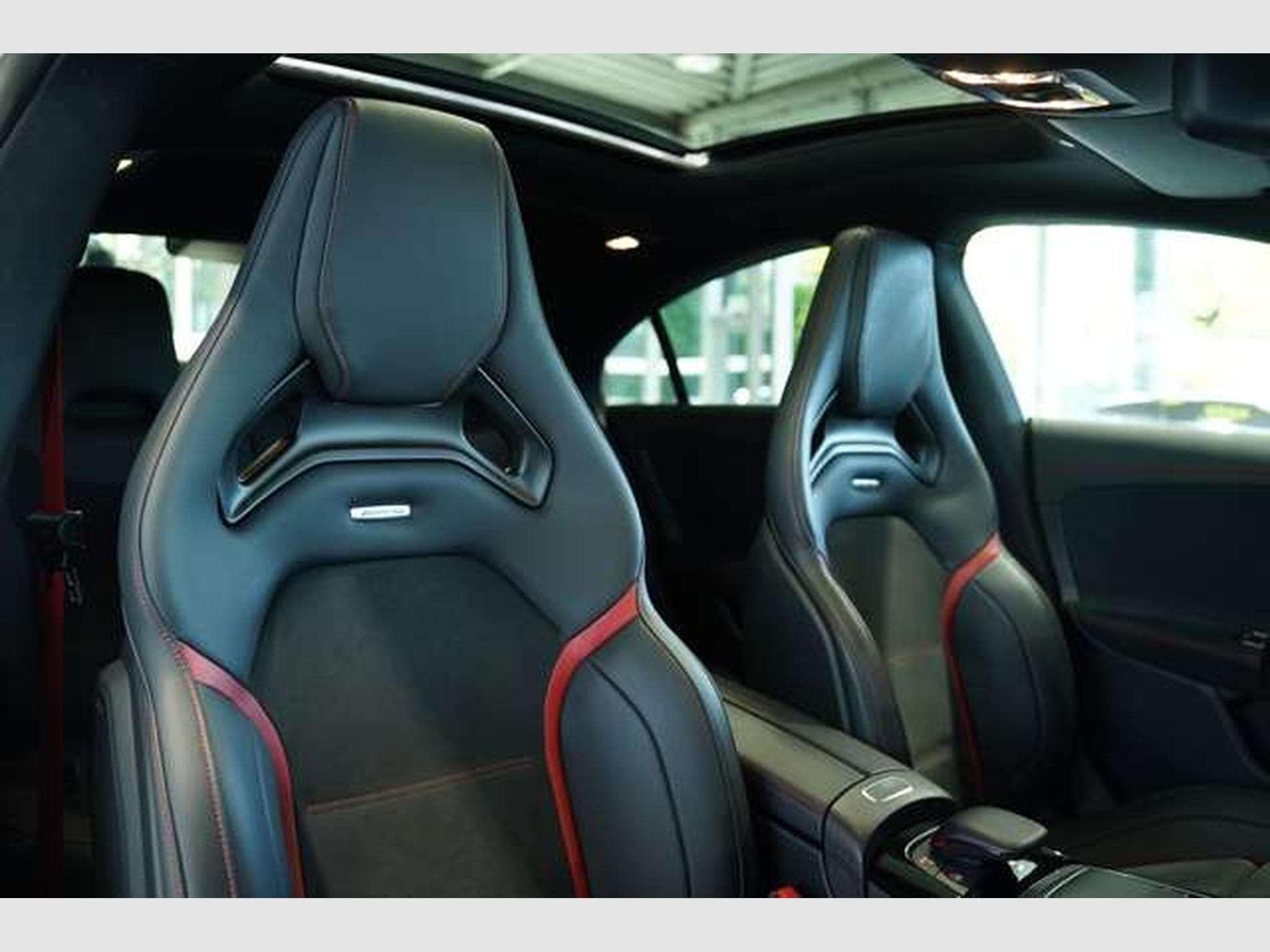 Mercedes CLA 45 AMG S 4M 1.H *19*BURM*Pano*Schale*Aerody (2022) - Photo 23
