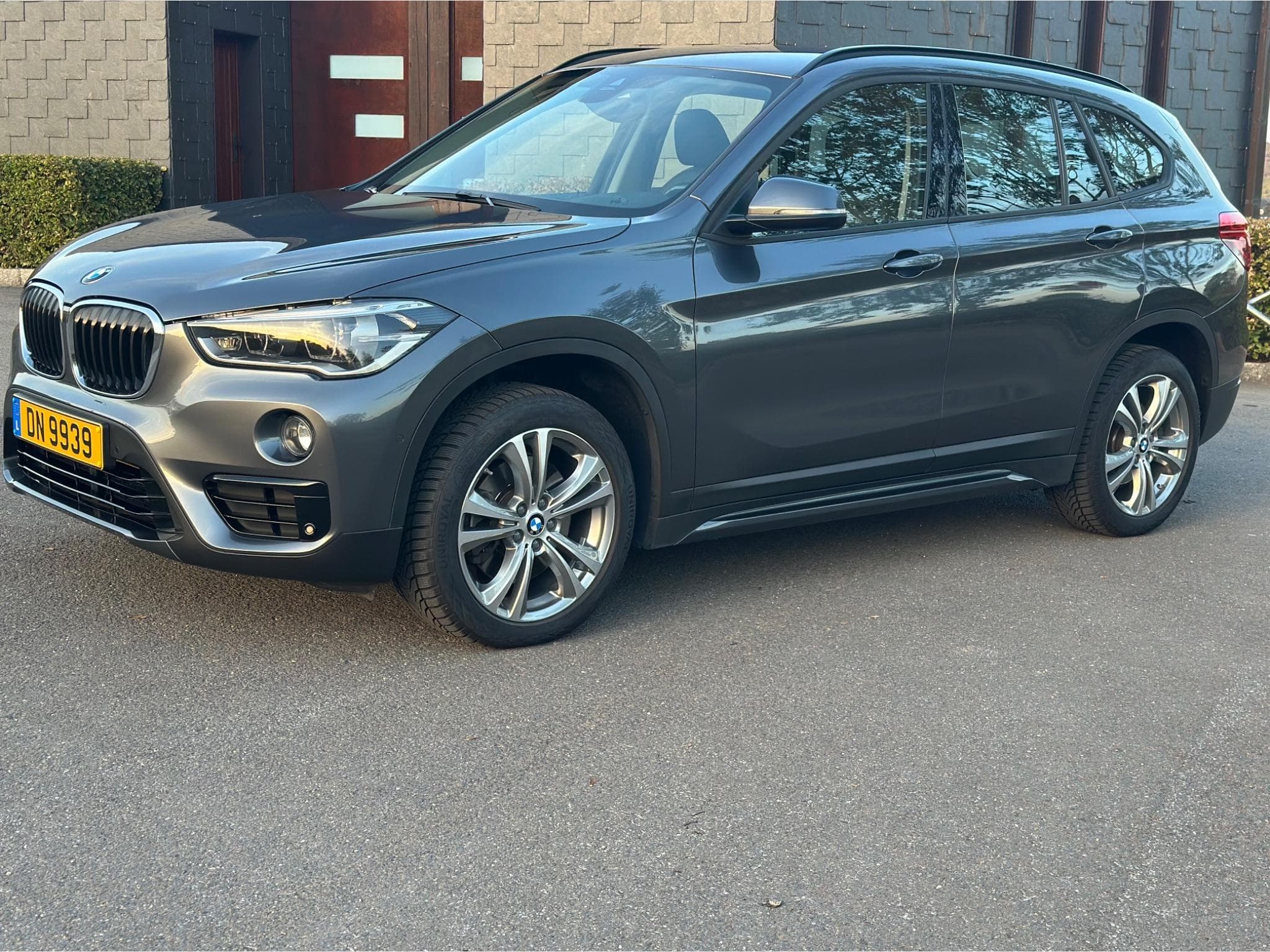 BMW X1 BMW X1 XDrive 20i Sport M Line (2016) - Photo 1