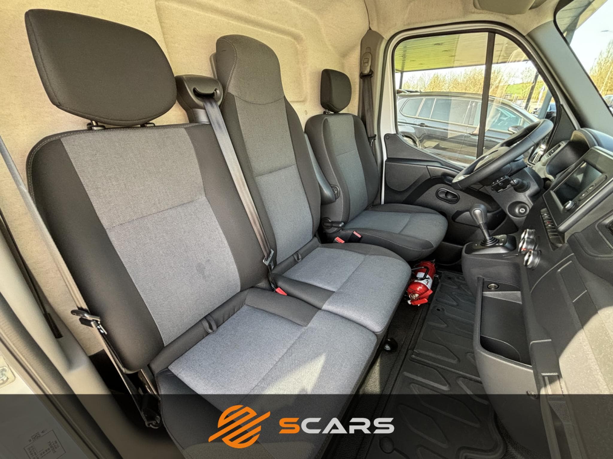 Renault Master Advance 2.3Dci 150cv Automatique L2H2 (2024) - Foto 9