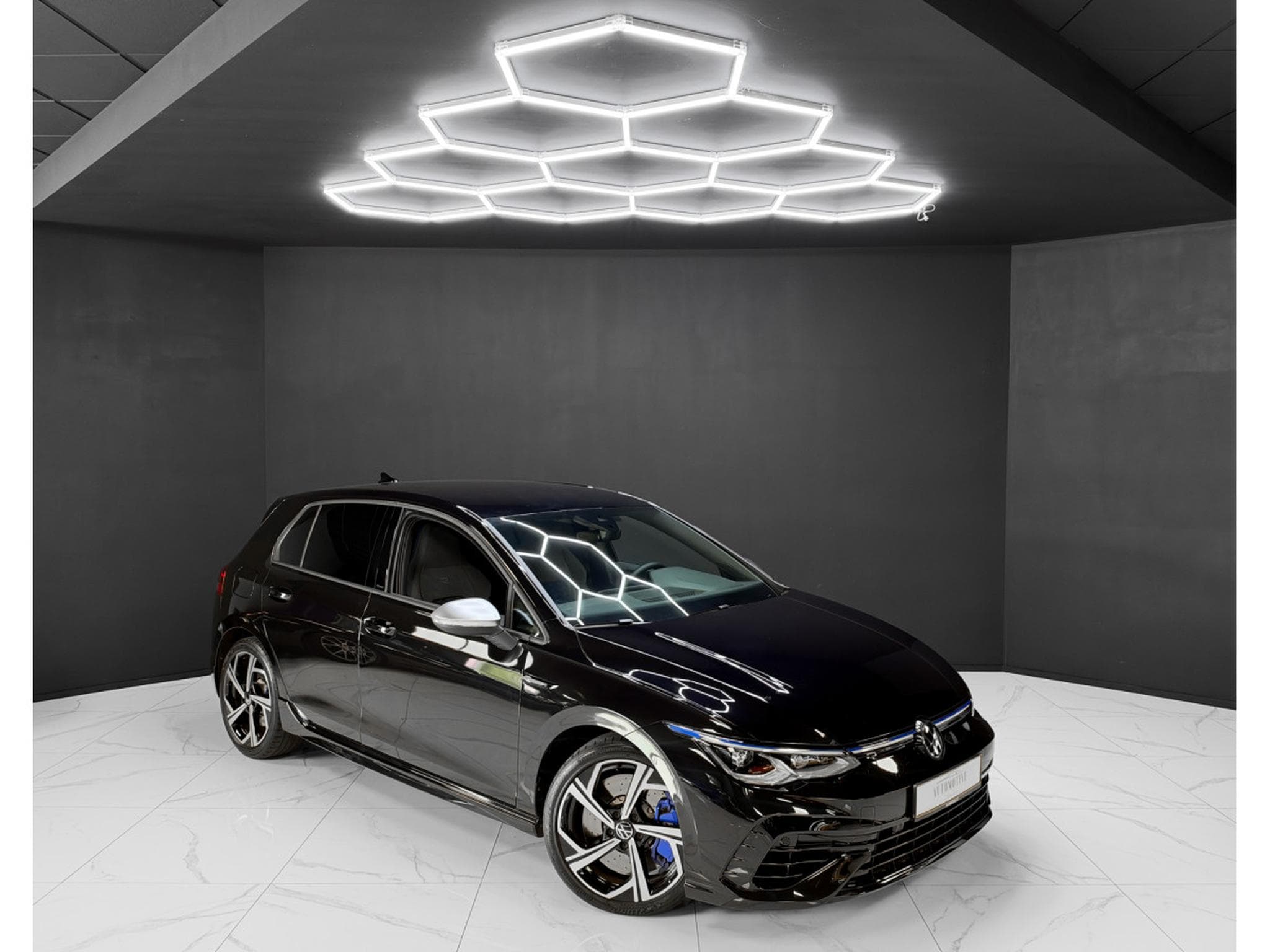 VW Golf R 2.0 TSI R DSG 4 Motion (2023) - Foto 7