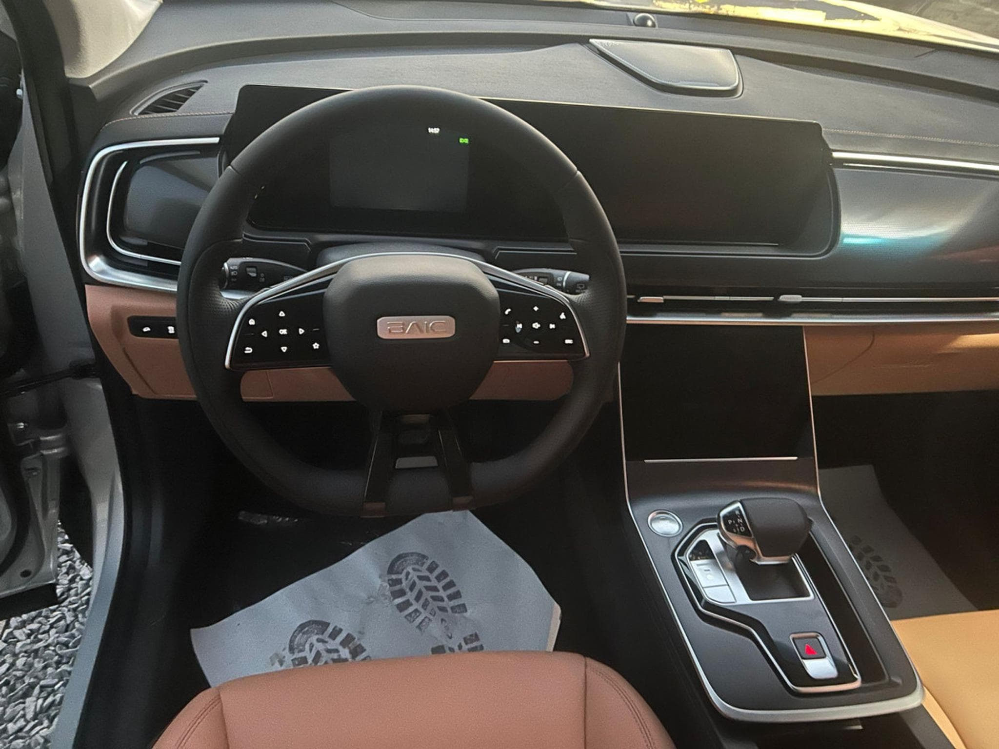Baic X75 1.5 TURBO AUTO FULL OPTIONS (2026) - Foto 10
