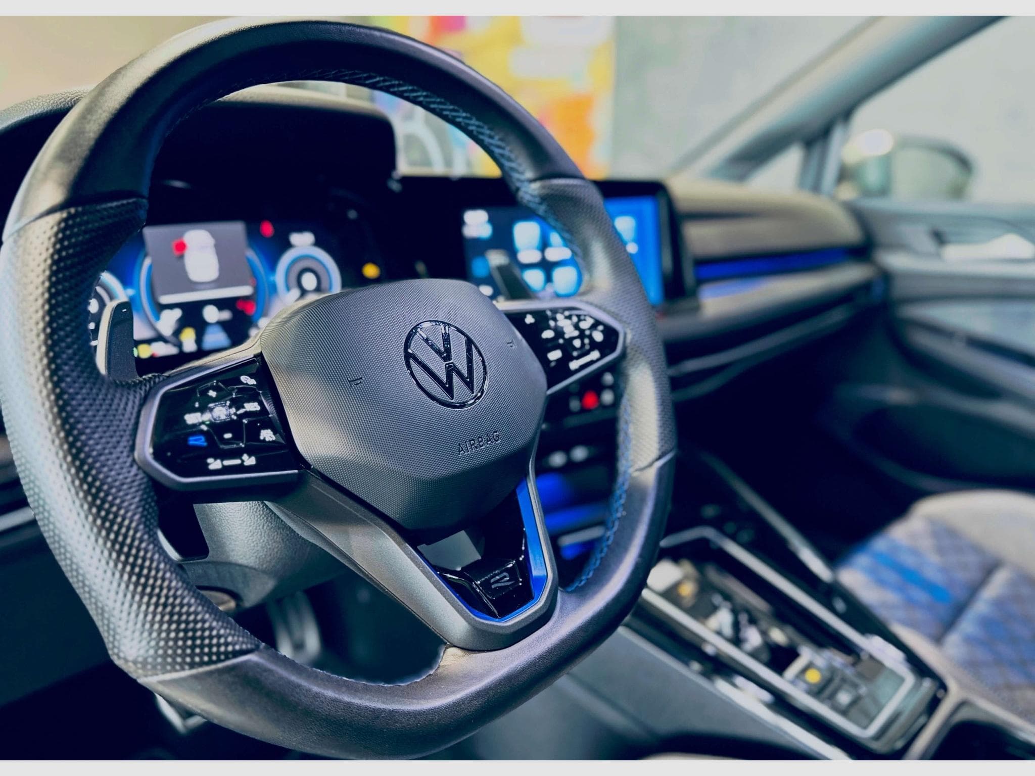 VW Golf GOLF VIII R TSI 4MOTION DSG (2024) - Photo 10