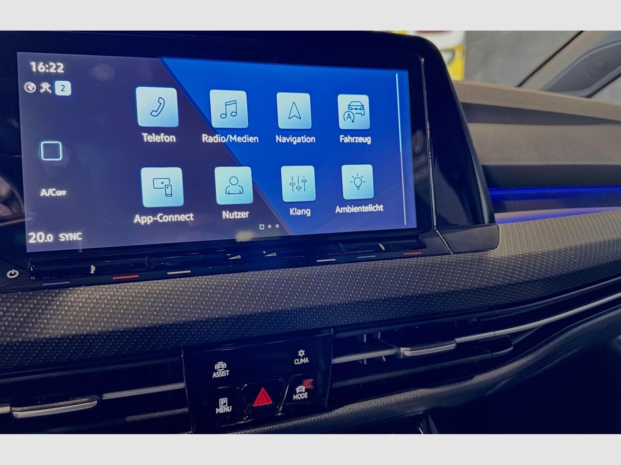 VW Golf GOLF VIII R TSI 4MOTION DSG (2024) - Photo 13