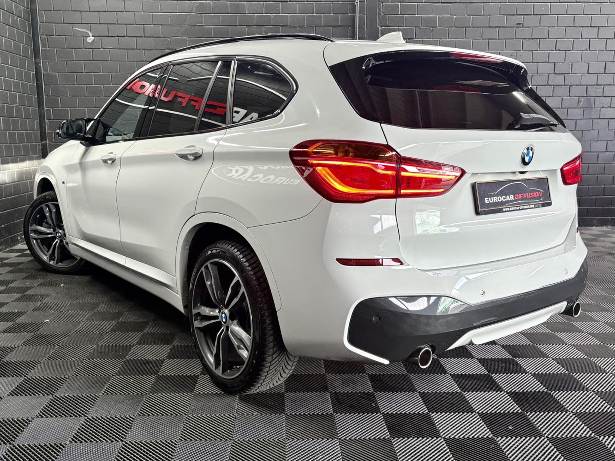 BMW X1 20d xDrive M-Sport 190 CV *PANO* CAM * HAYON * HUD * (2018) - Foto 4