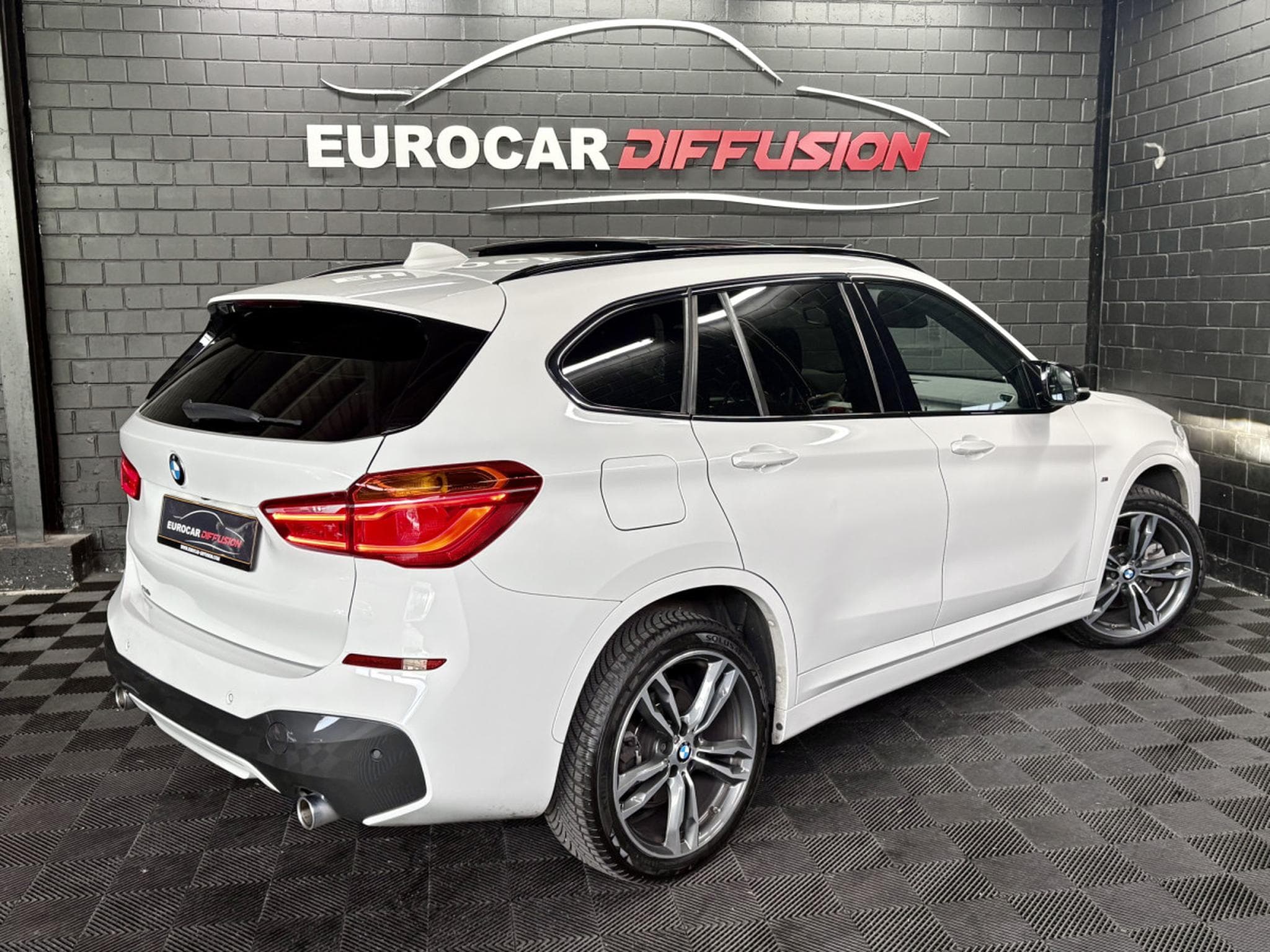 BMW X1 20d xDrive M-Sport 190 CV *PANO* CAM * HAYON * HUD * (2018) - Foto 6