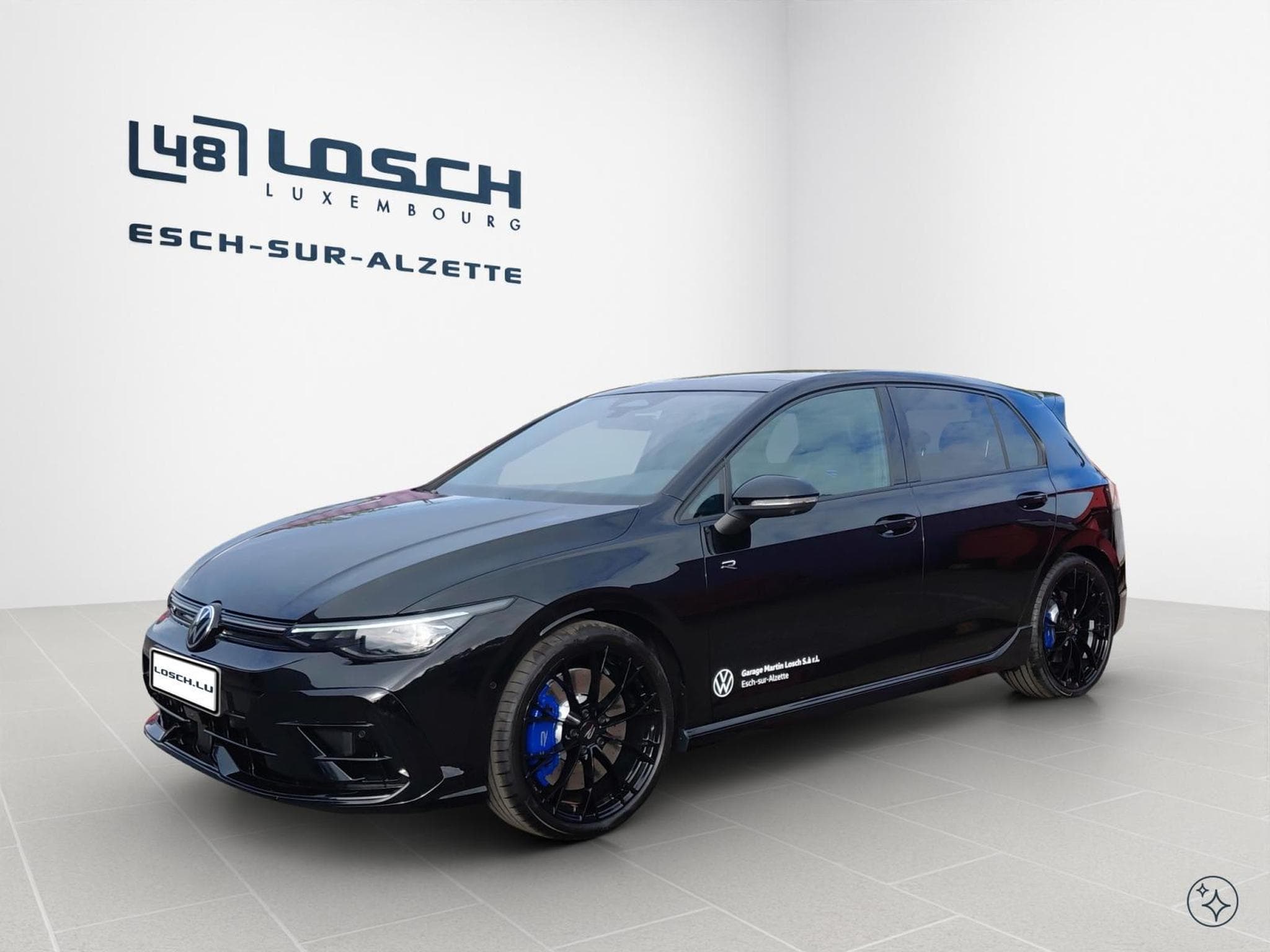 VW Golf R (2026) - Photo 1