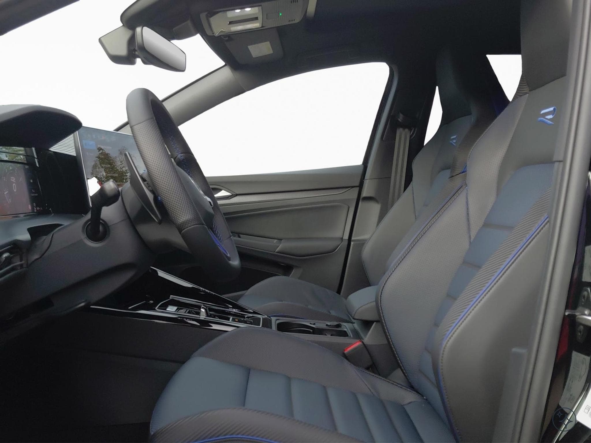 VW Golf R (2026) - Photo 9
