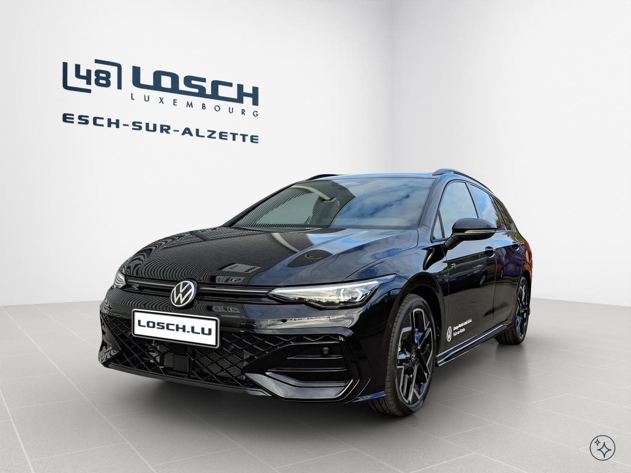 VW Golf R-Line (2026) - Photo 2
