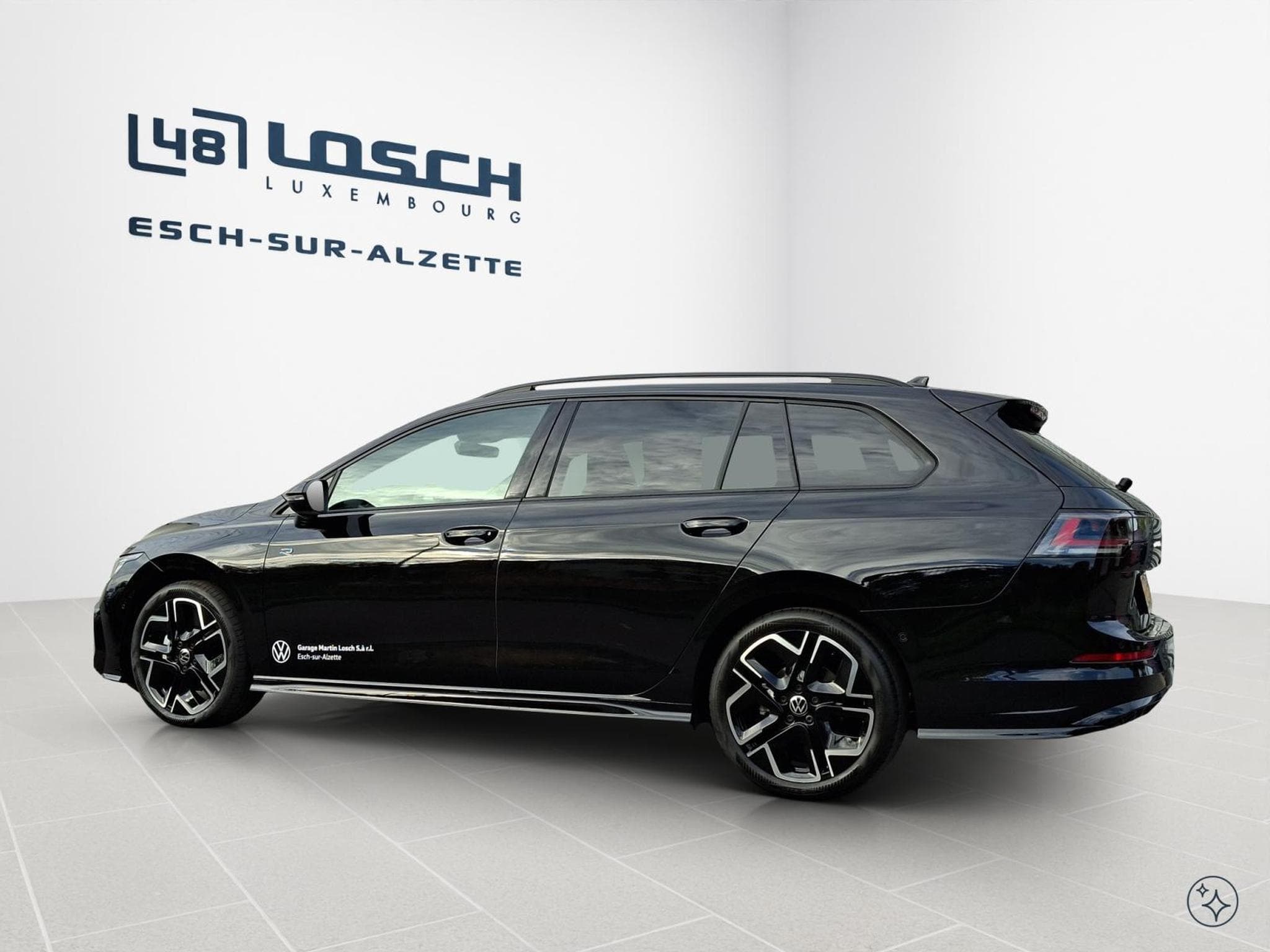 VW Golf R-Line (2026) - Photo 4