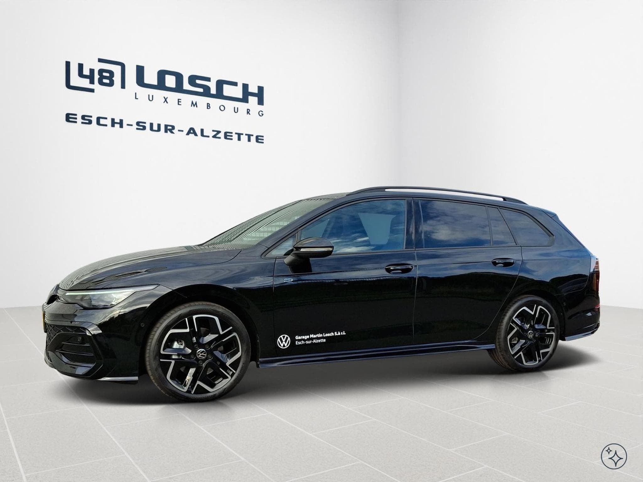 VW Golf R-Line (2026) - Photo 3