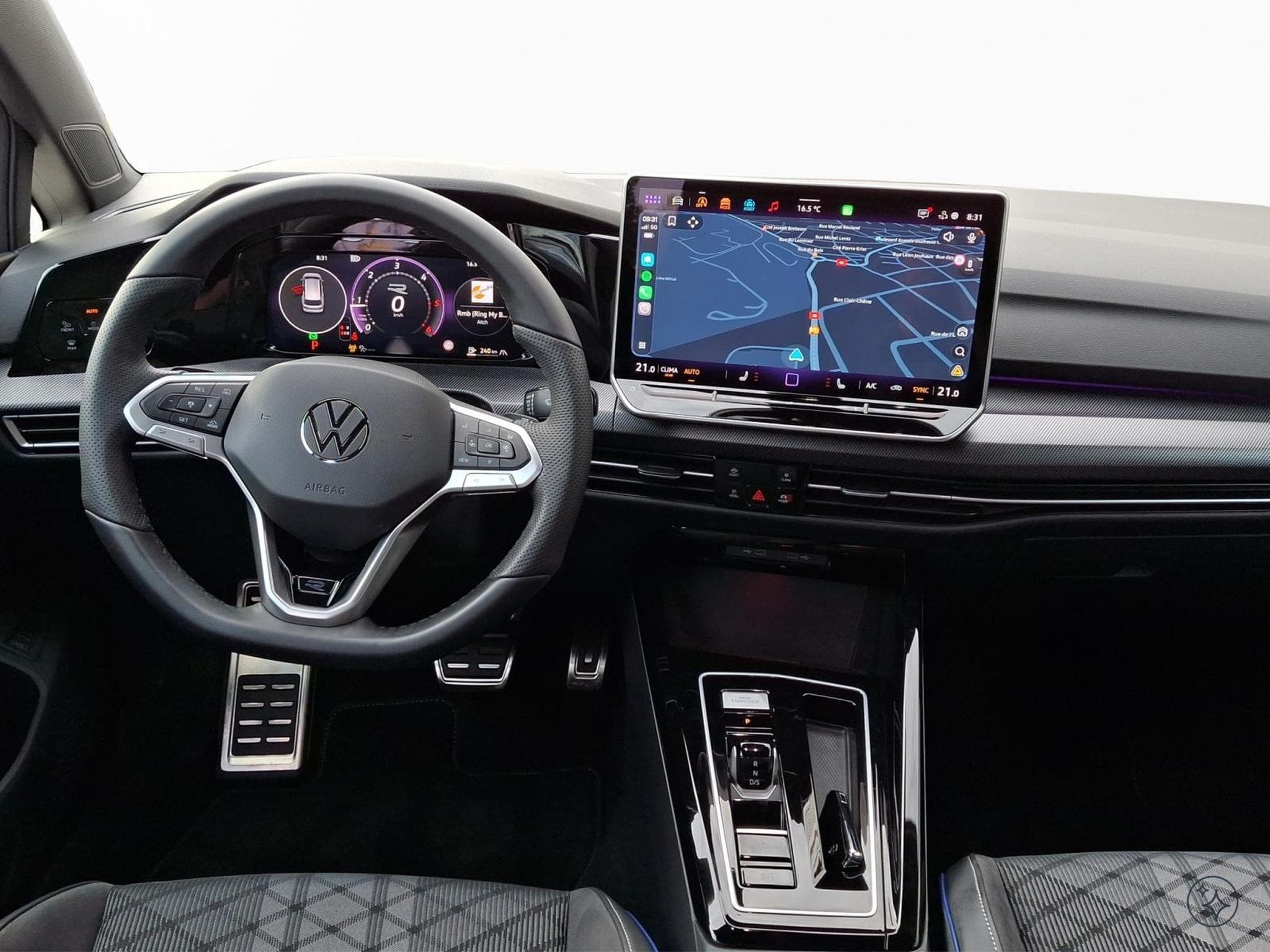 VW Golf R-Line (2026) - Photo 11