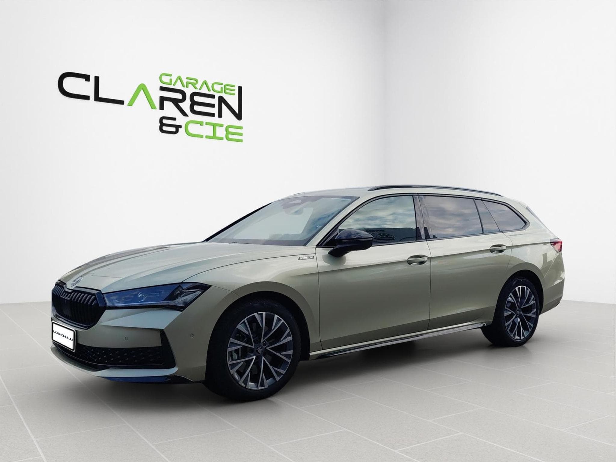 Skoda Superb Sportline (2026) - Photo 3