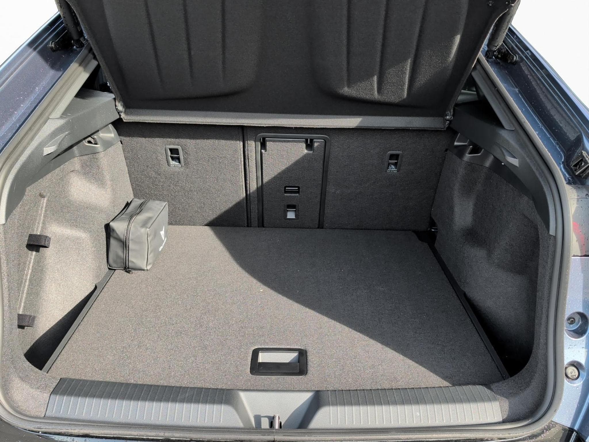 Cupra Tavascan VZ (2026) - Photo 16