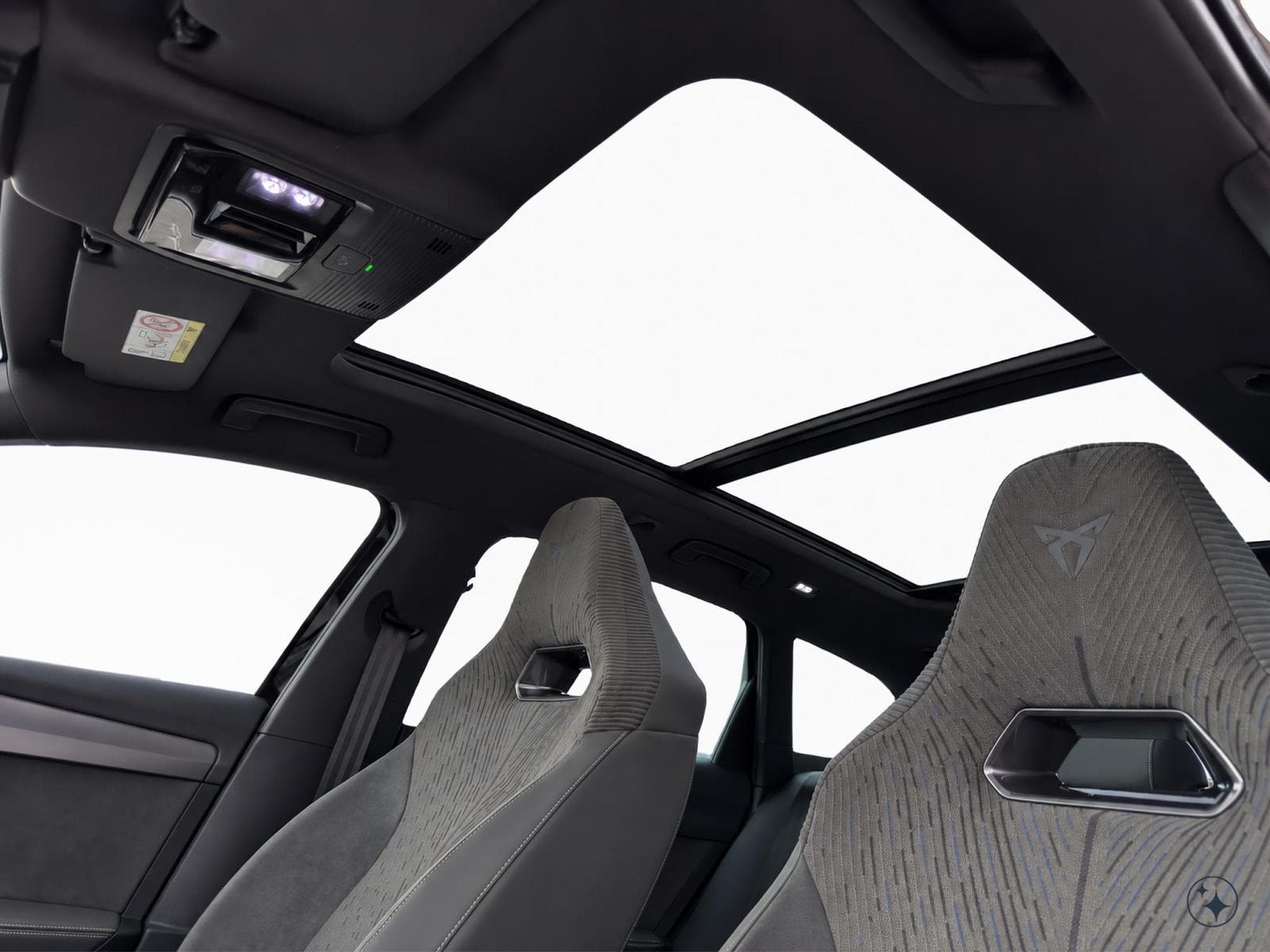 Cupra Leon SPORTSTOURER (2026) - Photo 15