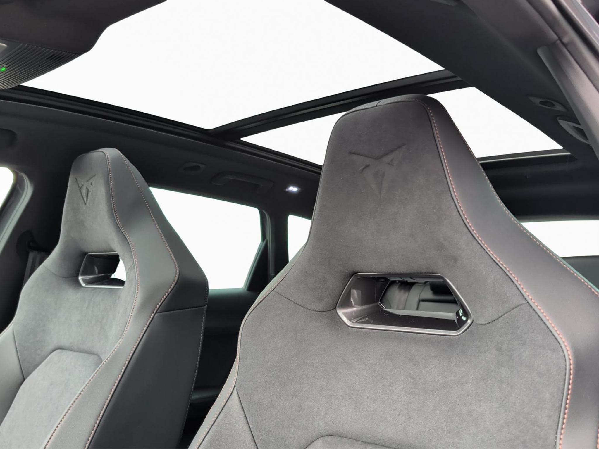 Cupra Leon Sportstourer (2026) - Photo 15