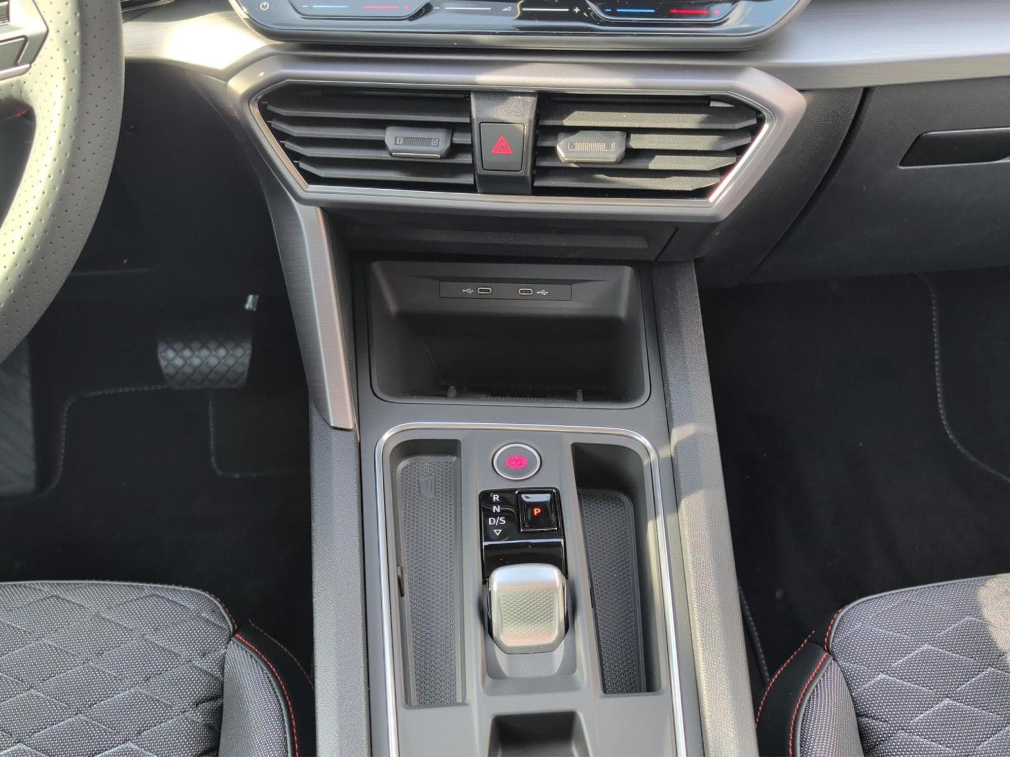 Seat Leon Sportstourer FR (2026) - Photo 12