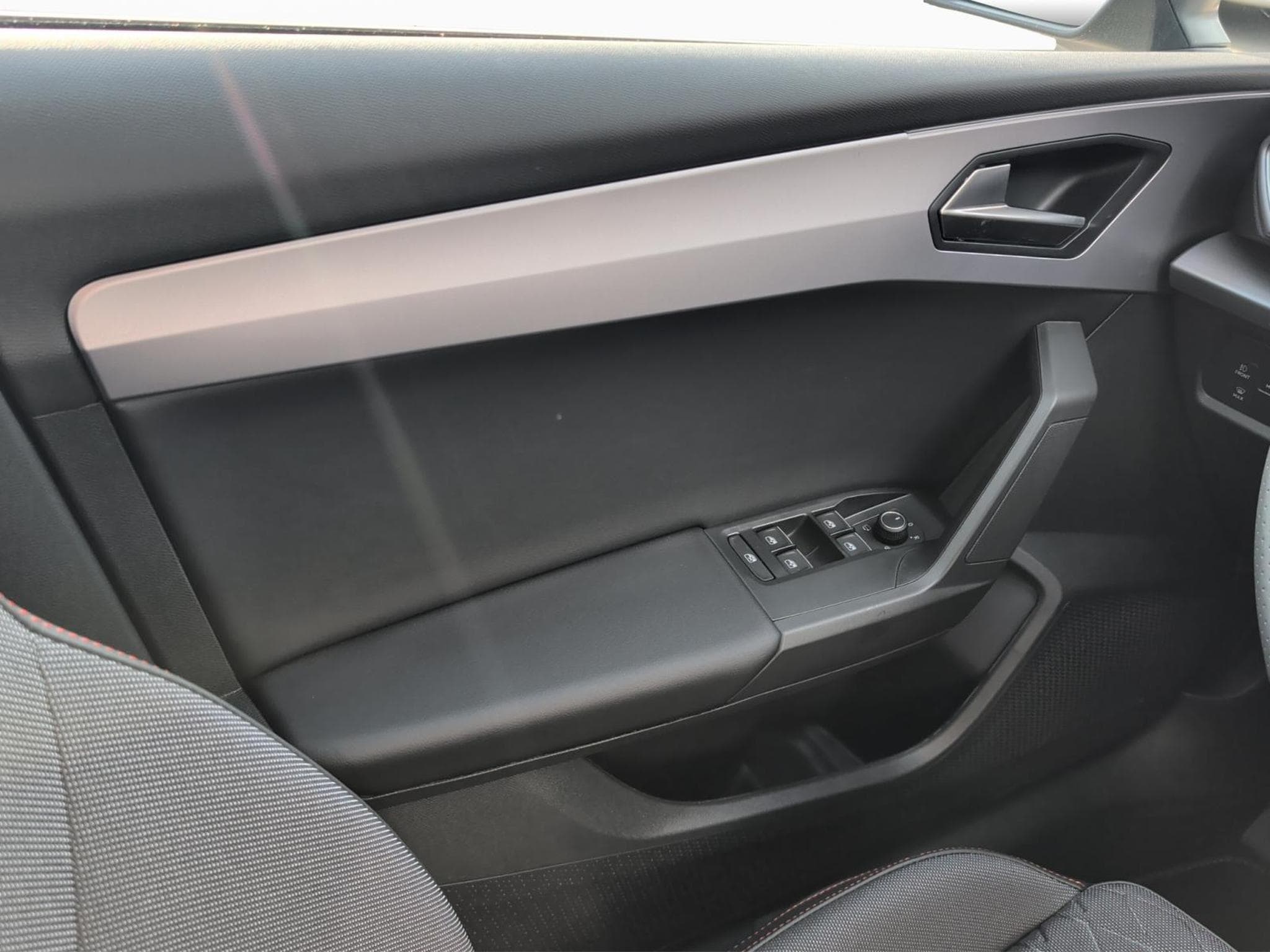 Seat Leon Sportstourer FR (2026) - Photo 14