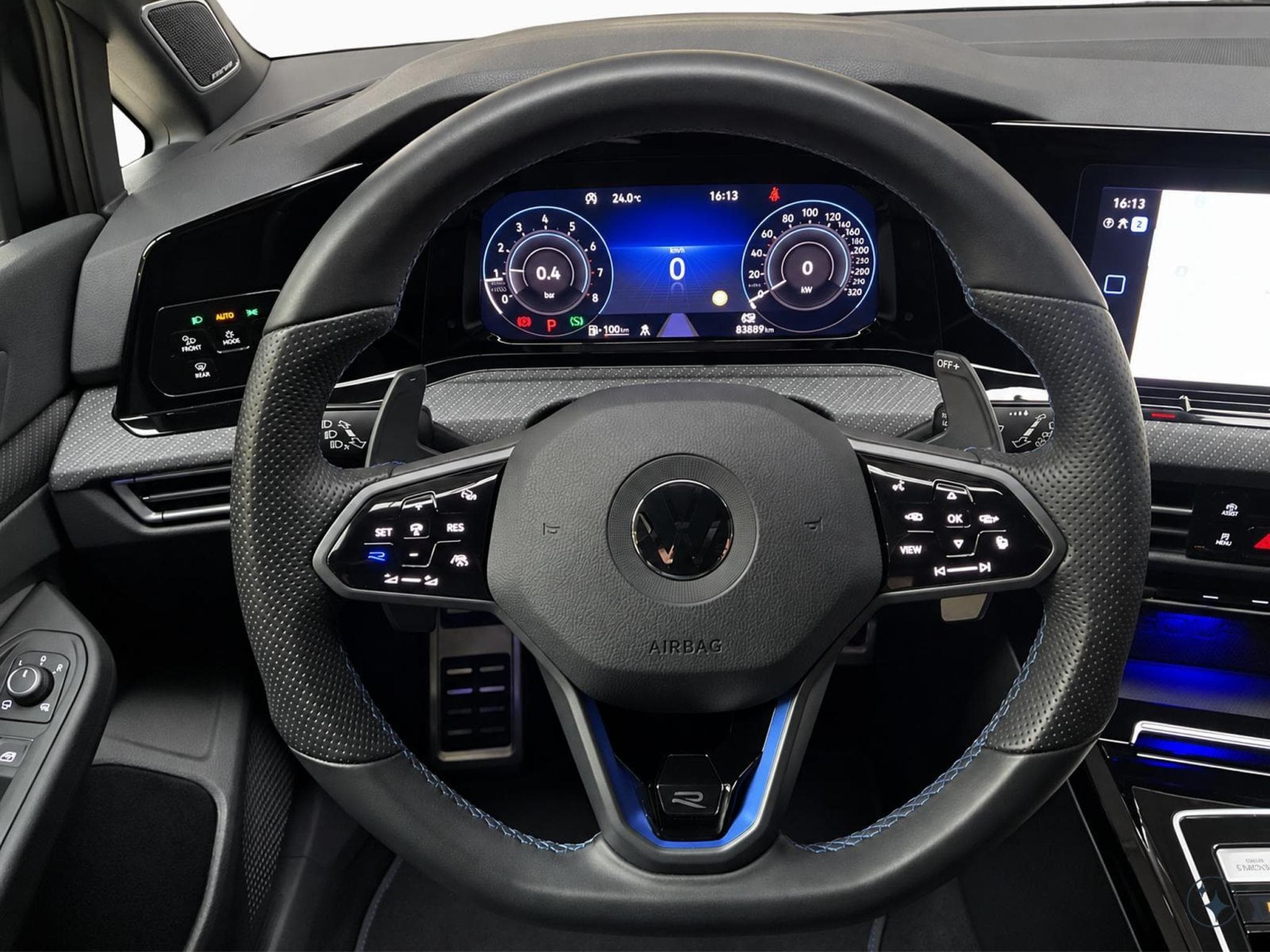 VW Golf R+DSG+4Motion+DCC+P.R-Performance+Auspuff-R-Performance (2022) - Photo 10