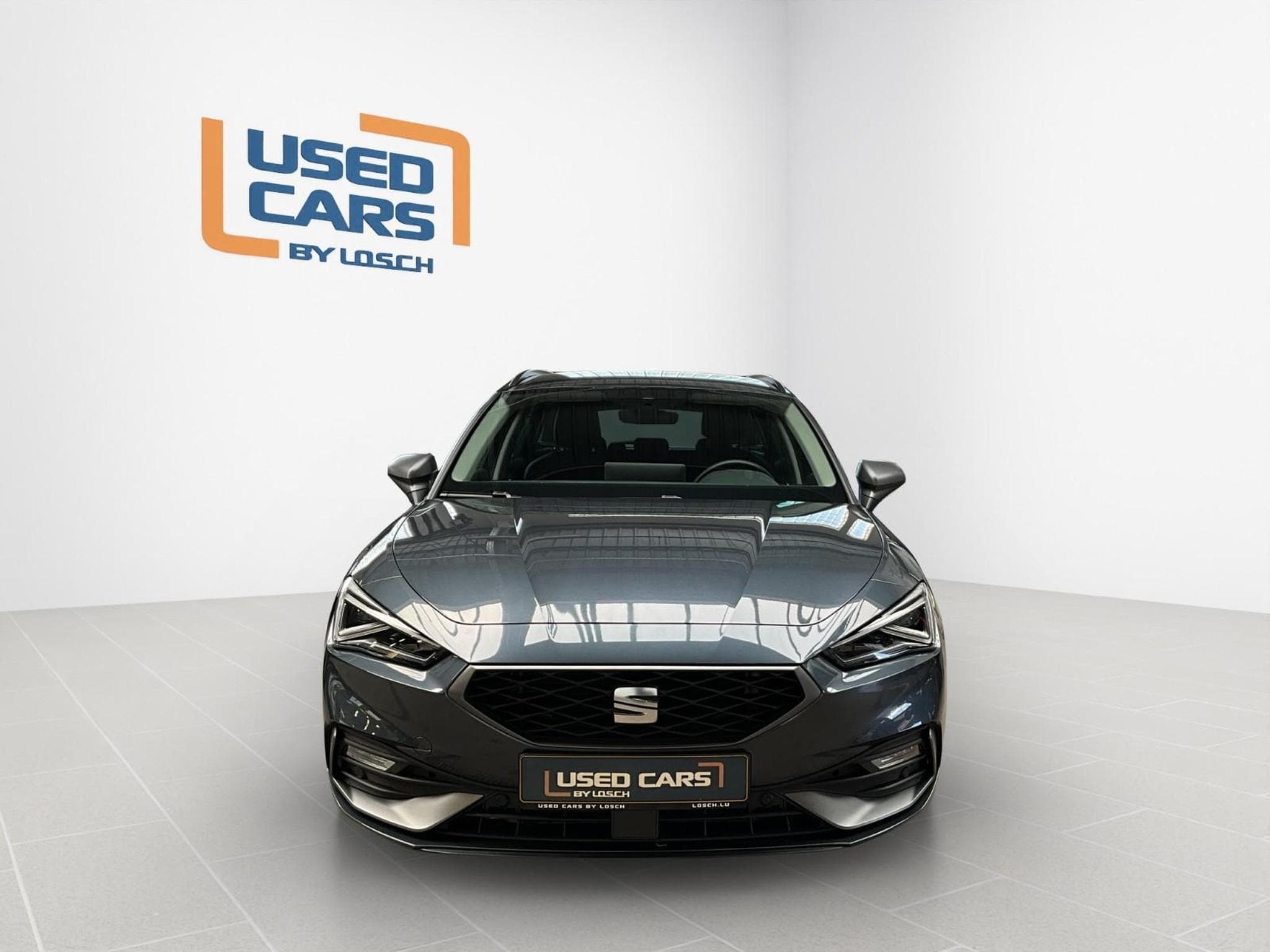 Seat Leon Sportstourer+FR+DSG+P.Vision+Matrix-Led+P.Safe+Connectivity- (2025) - Photo 3