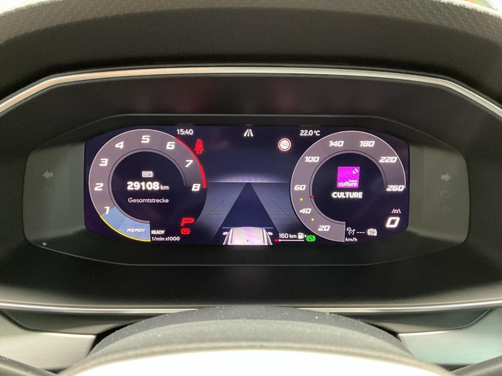Seat Leon Sportstourer+FR+DSG+P.Vision+Matrix-Led+P.Safe+Connectivity- (2025) - Photo 13