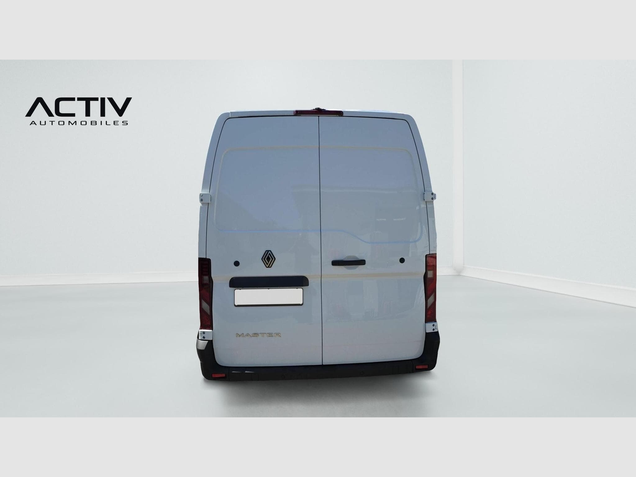 Renault Master BLUE DCI 130 L2H2 3T5 TR EXTRA (2025) - Foto 6