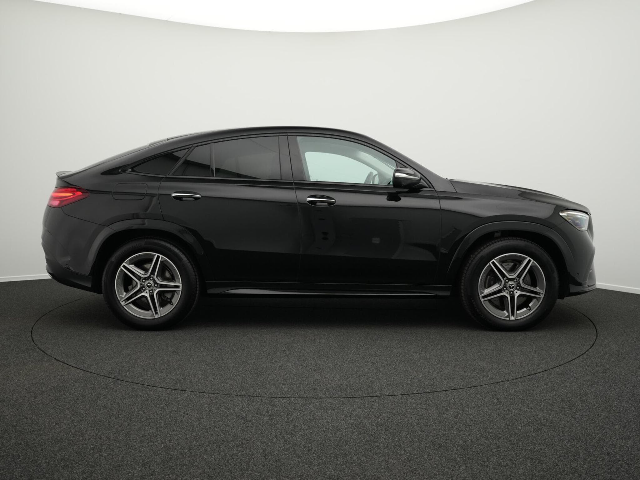 Mercedes GLE 300 d 4MATIC Coupé AMG Line Advanced Plus/Na (2024) - Photo 5