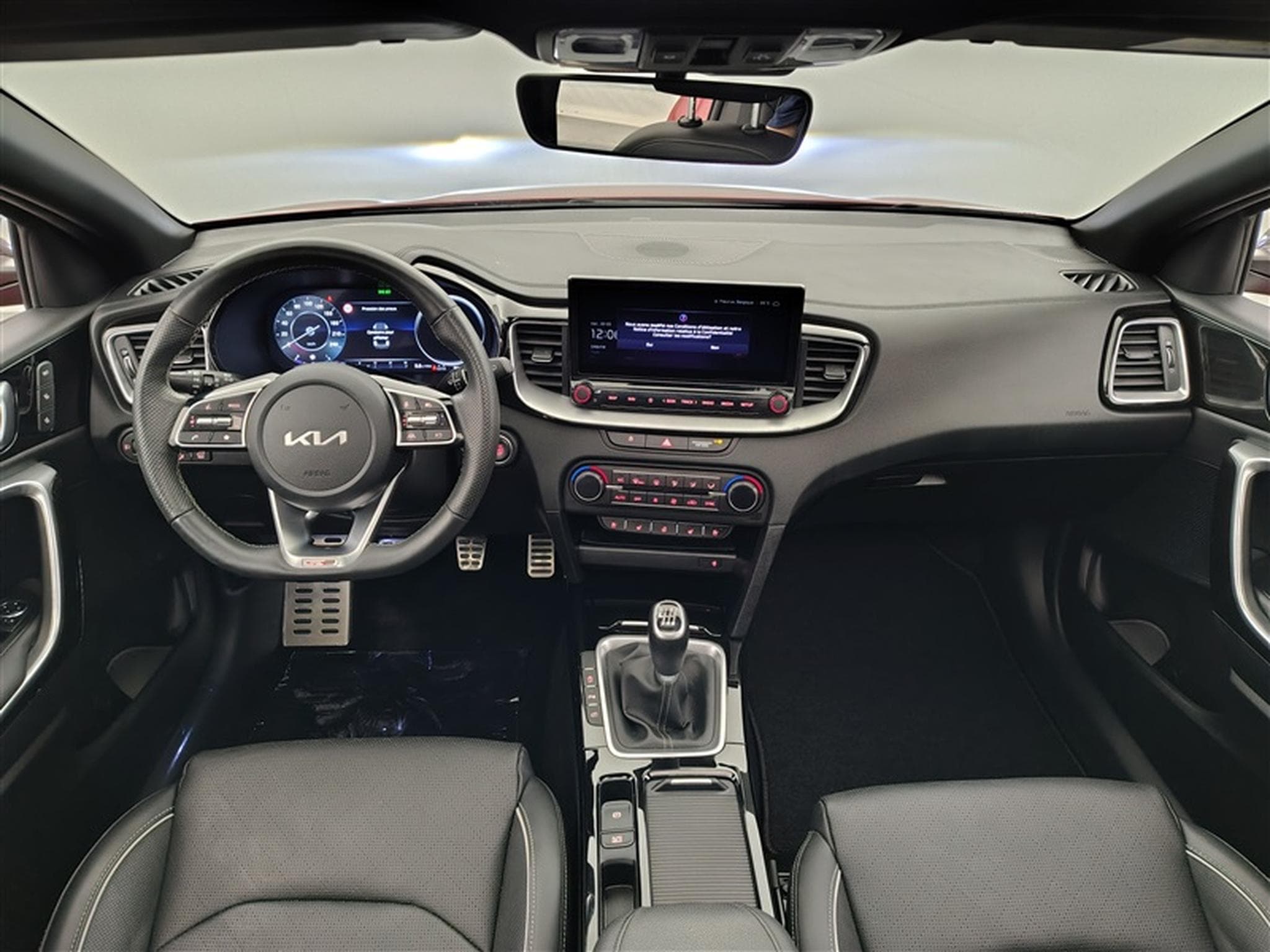Kia ProCeed 1.5 TGI GT-Line CUIR / NAVI / CAMERA / TO PANO / JBL (2023) - Photo 7