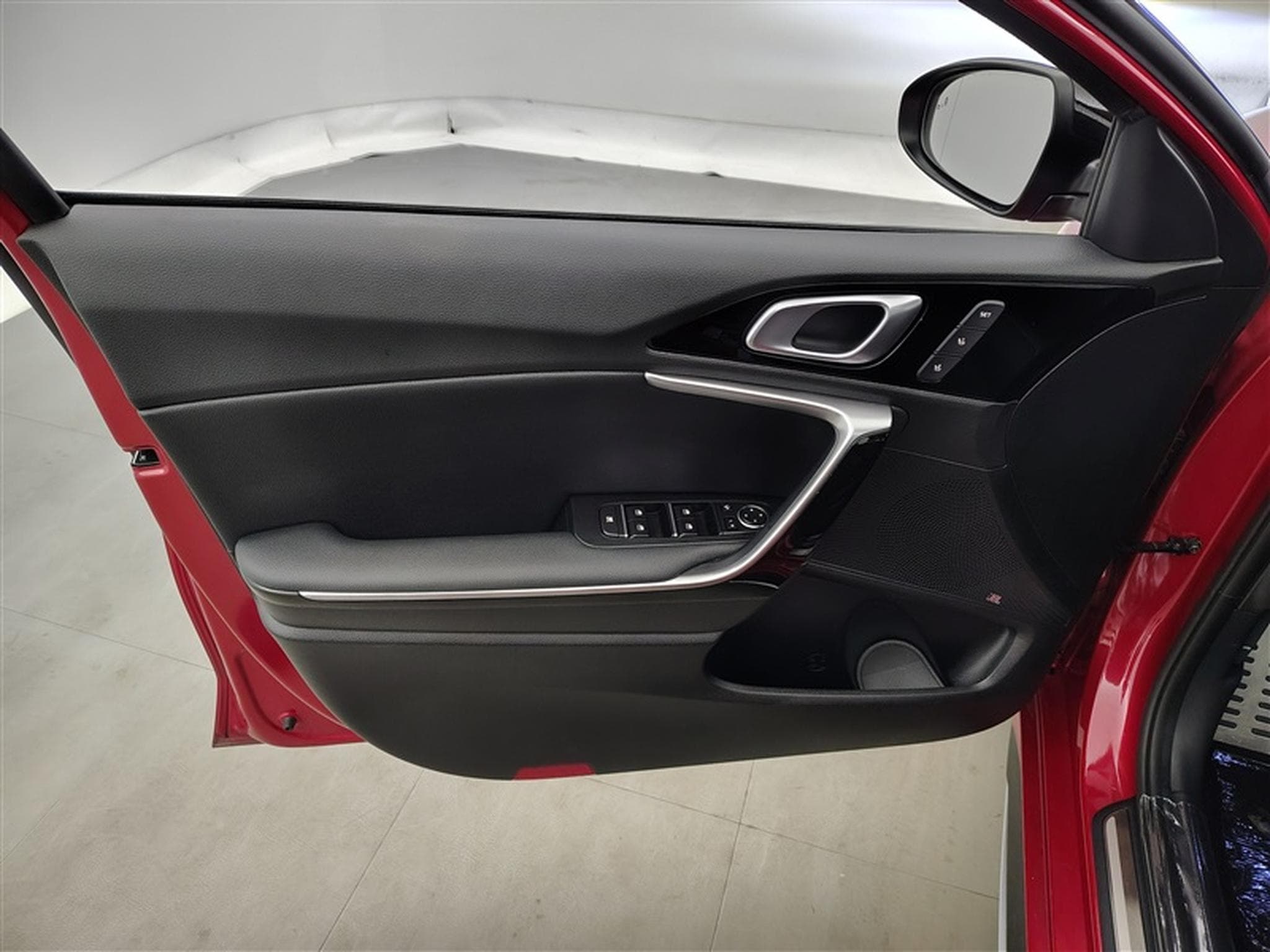 Kia ProCeed 1.5 TGI GT-Line CUIR / NAVI / CAMERA / TO PANO / JBL (2023) - Photo 16
