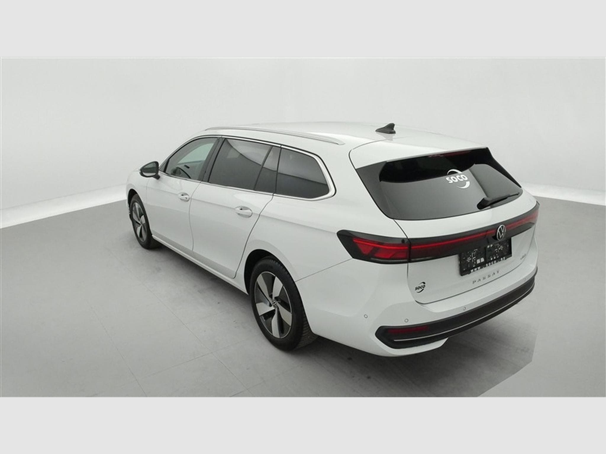 VW Passat 1.5 TSI 150Cv DSG Elegance NAVI / CAMERA / CARPLAY (2024) - Photo 2