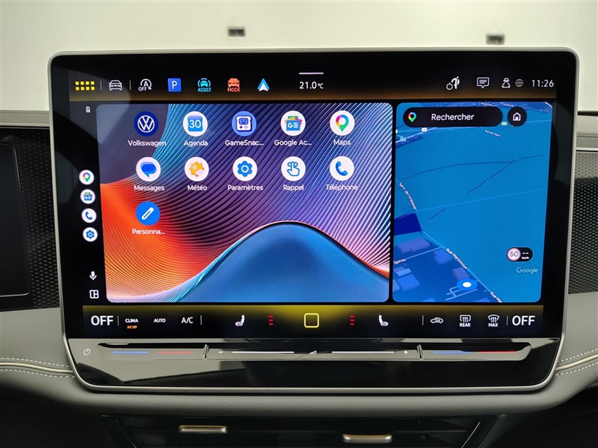 VW Passat 1.5 TSI 150Cv DSG Elegance NAVI / CAMERA / CARPLAY (2024) - Photo 20