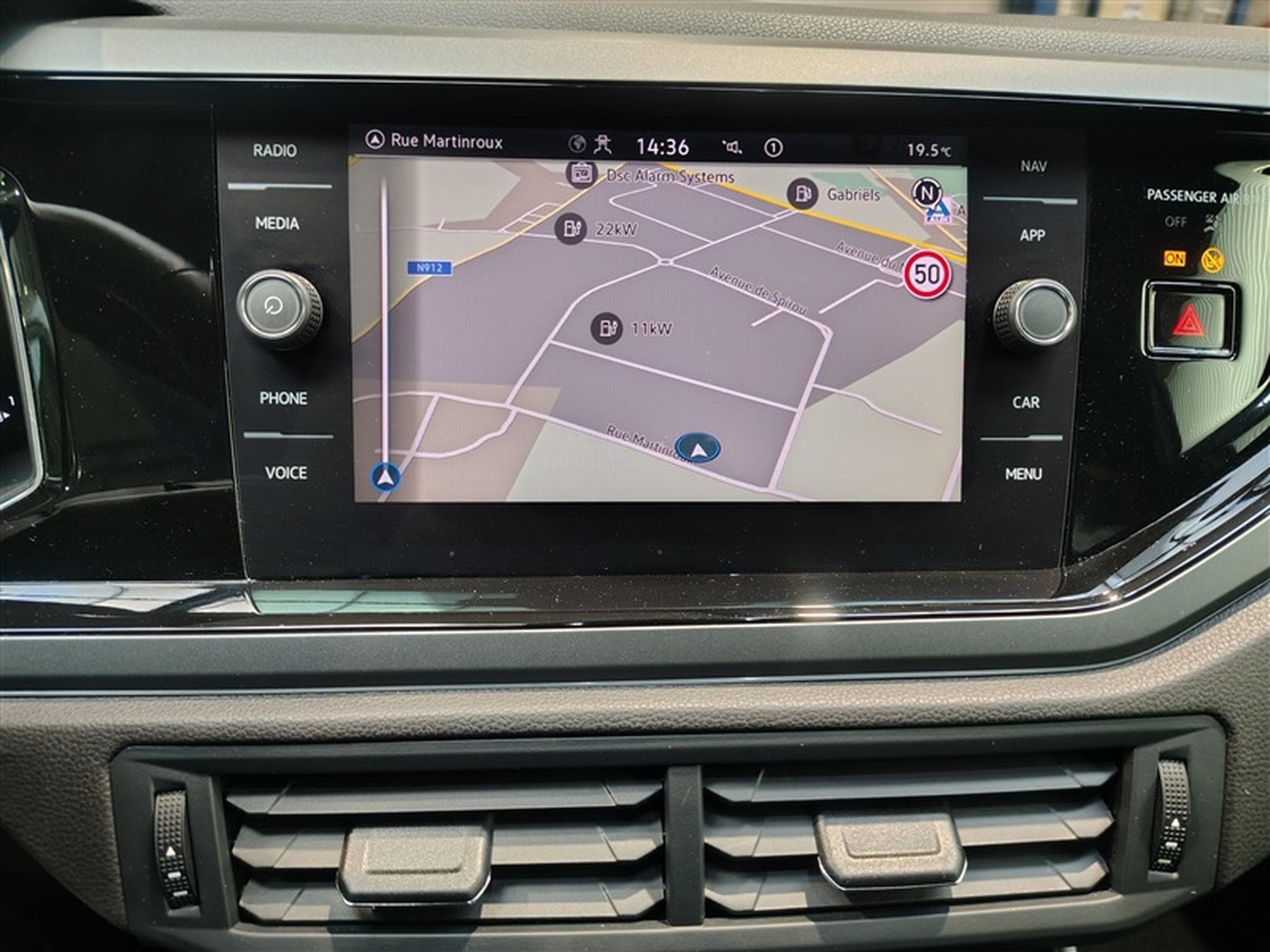 VW Polo 1.0 TSI 95cv R-Line CARPLAY / FULL LED / CAMERA / JA 17" (2025) - Photo 11