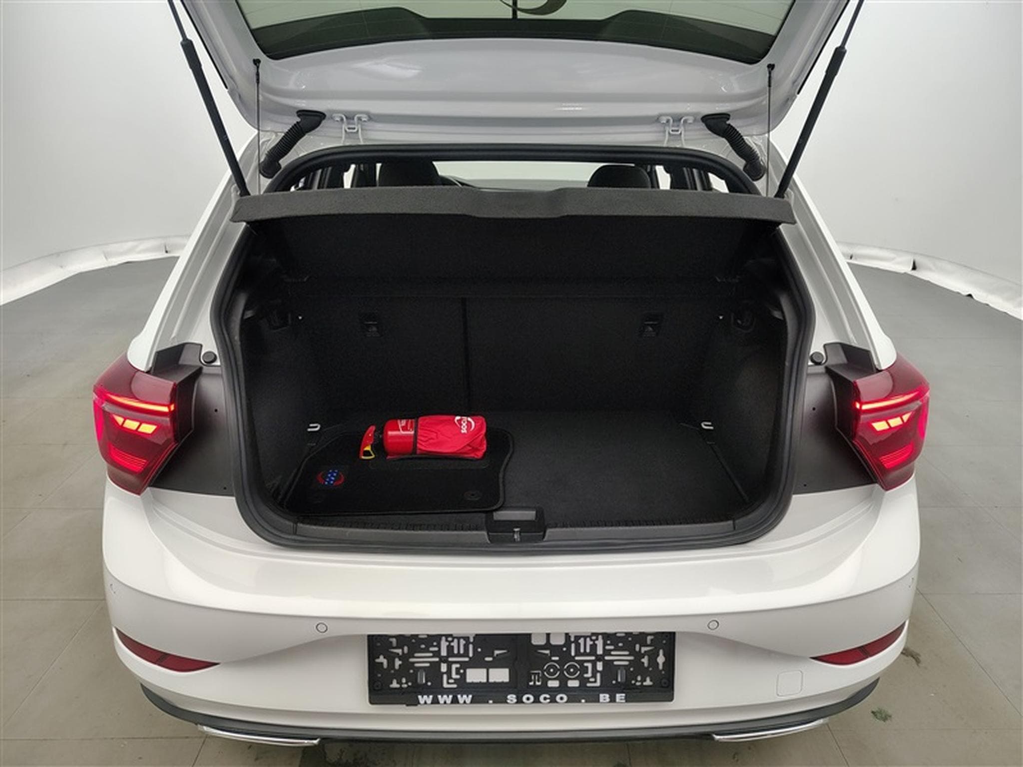 VW Polo 1.0 TSI 95cv R-Line CARPLAY / FULL LED / CAMERA / JA 17" (2025) - Photo 14