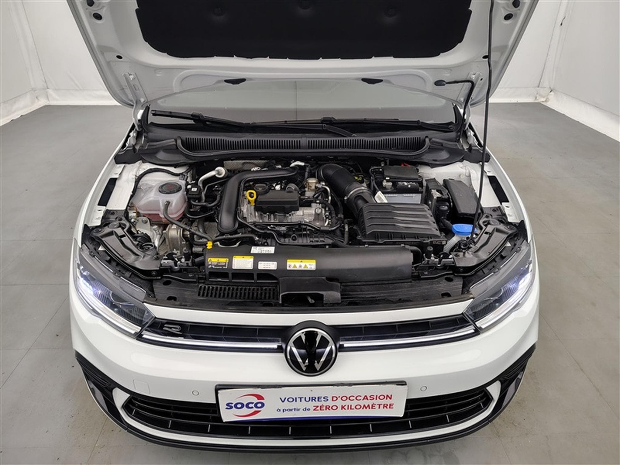 VW Polo 1.0 TSI 95cv R-Line CARPLAY / FULL LED / CAMERA / JA 17" (2025) - Photo 19