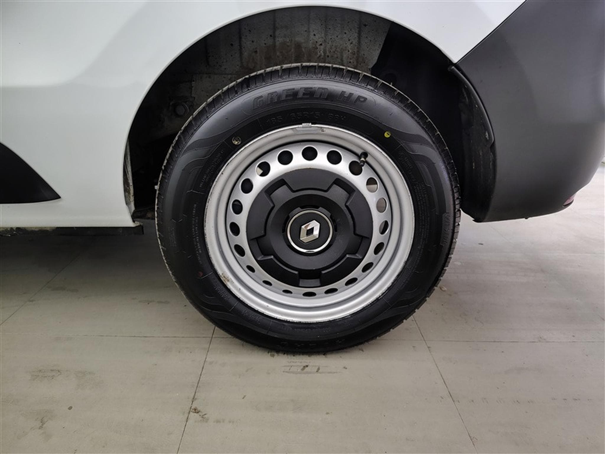 Renault Express 1.3 TCe Extra CLIM / BLUETOOTH / PDC (2023) - Photo 6