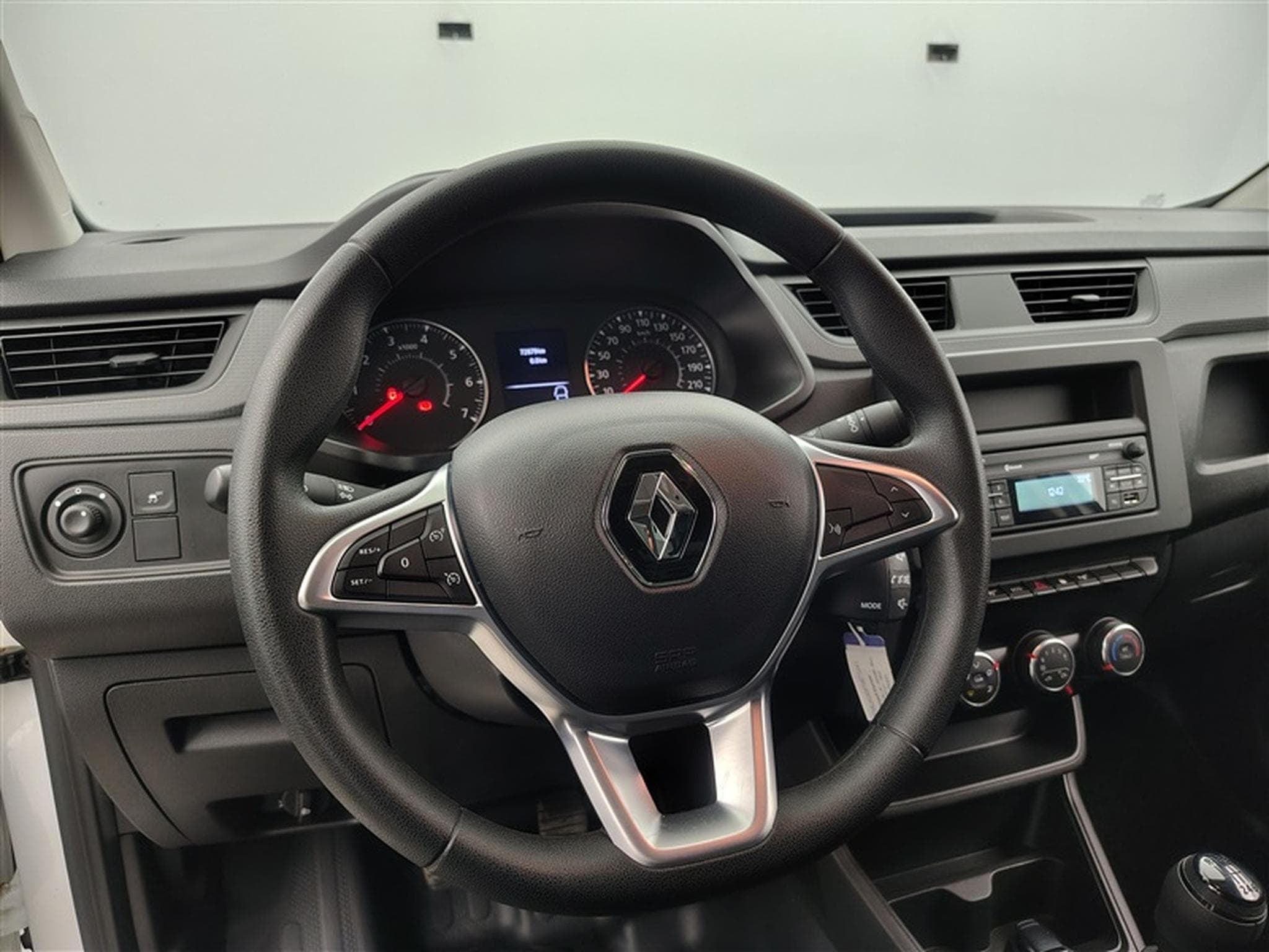 Renault Express 1.3 TCe Extra CLIM / BLUETOOTH / PDC (2023) - Photo 9