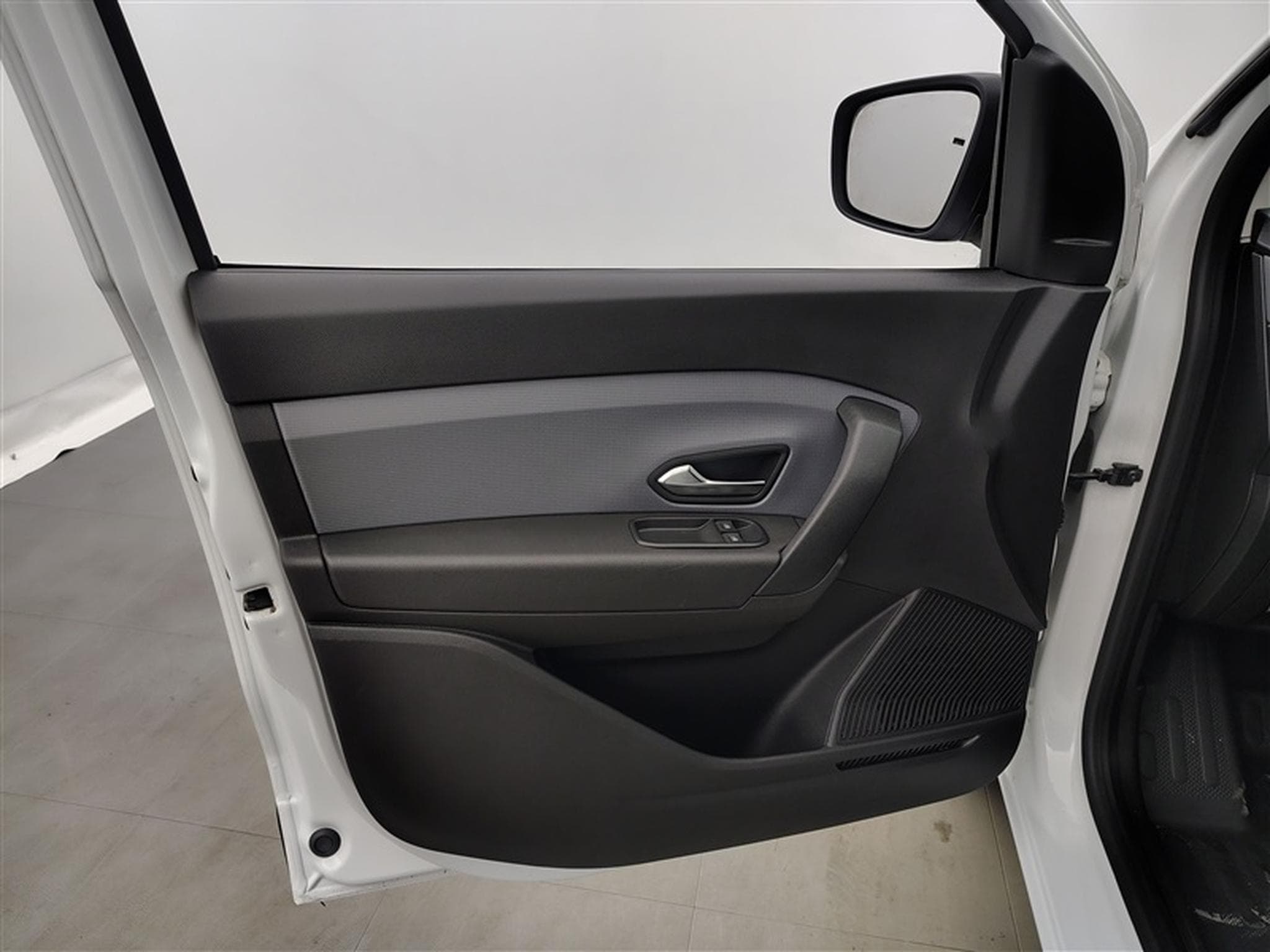Renault Express 1.3 TCe Extra CLIM / BLUETOOTH / PDC (2023) - Photo 16