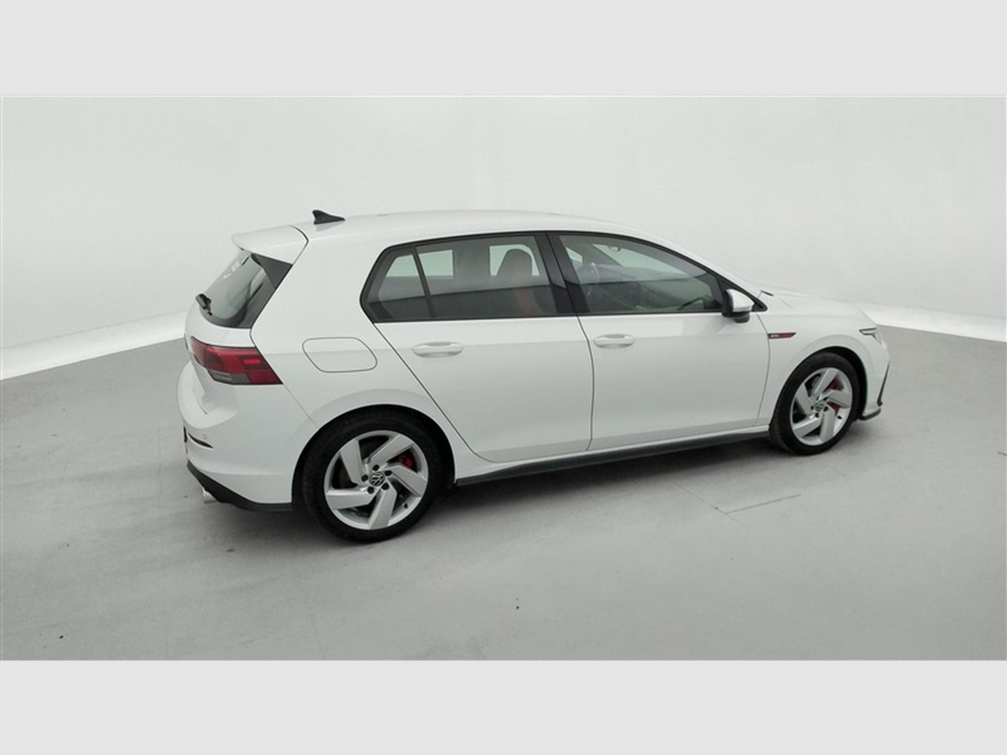 VW Golf 2.0 TSI 245cv GTI NAVI / FULL LED / CAMERA / JA 17" (2024) - Photo 24