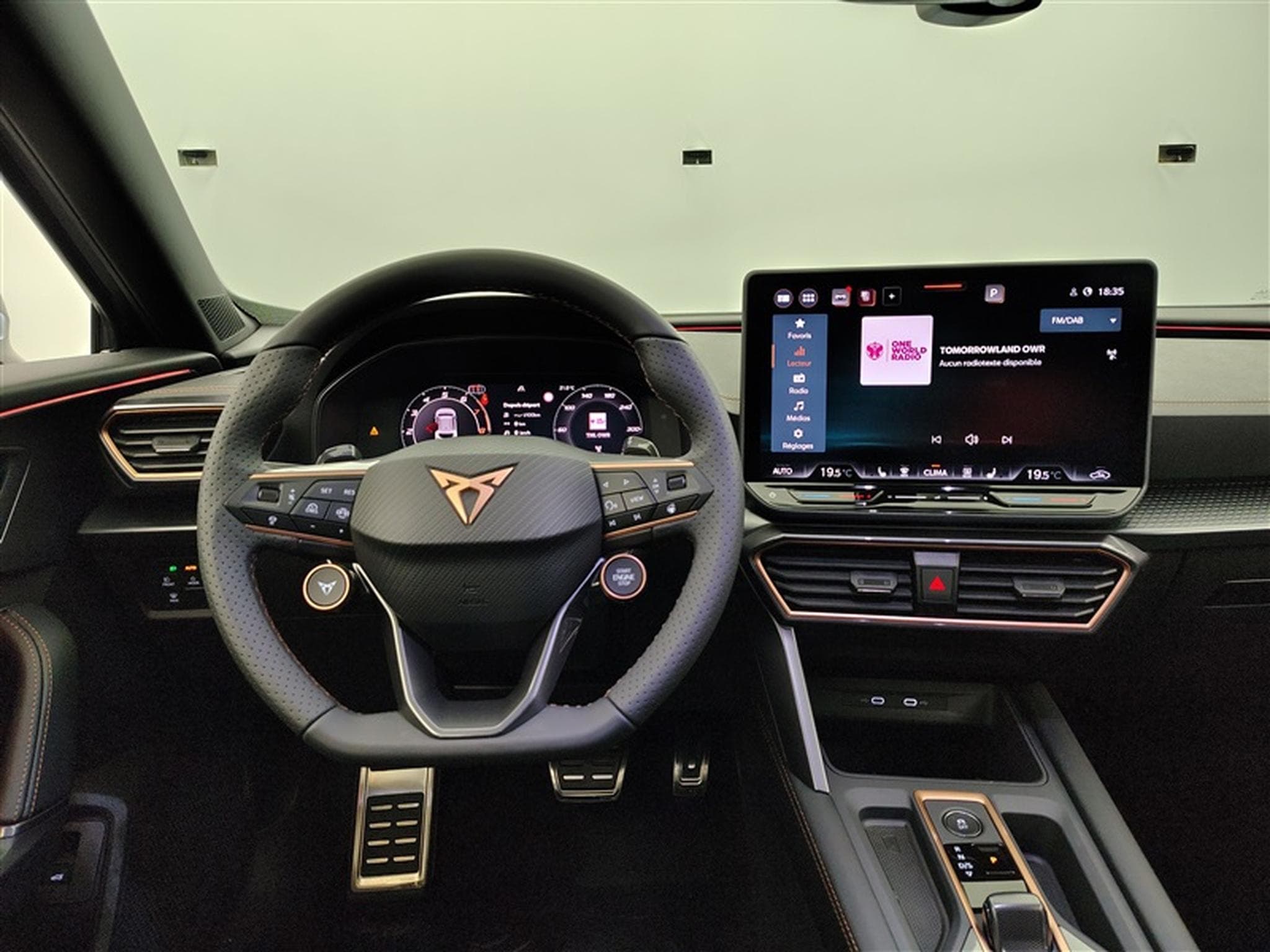 Cupra Formentor 1.5 eTSI 150cv DSG CARPLAY / FULL LED / SIEGES SPORT (2026) - Photo 9