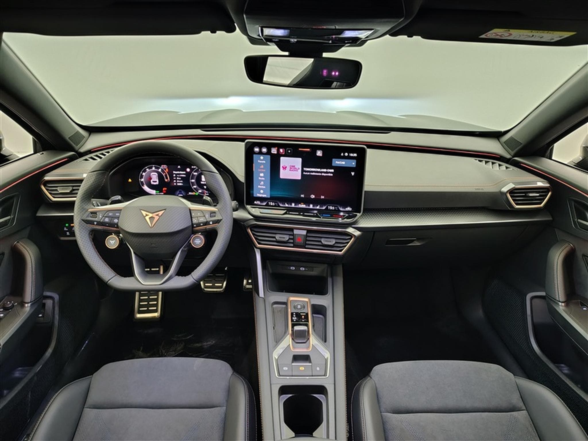 Cupra Formentor 1.5 eTSI 150cv DSG CARPLAY / FULL LED / SIEGES SPORT (2026) - Photo 8