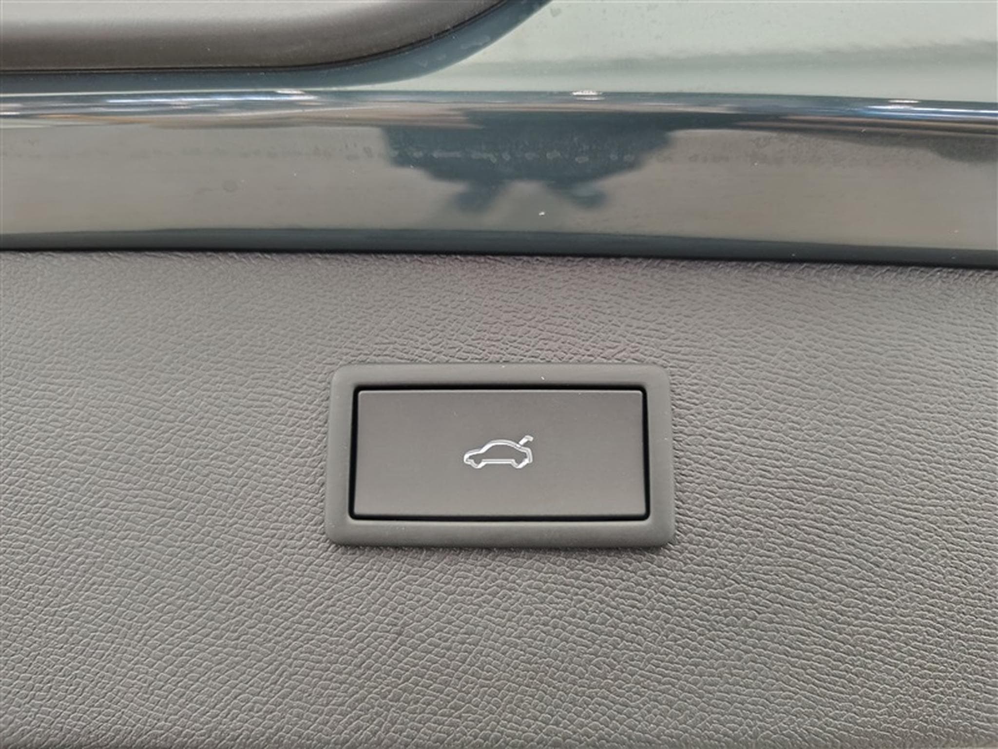 Cupra Formentor 1.5 eTSI 150cv DSG CARPLAY / FULL LED / SIEGES SPORT (2026) - Photo 19