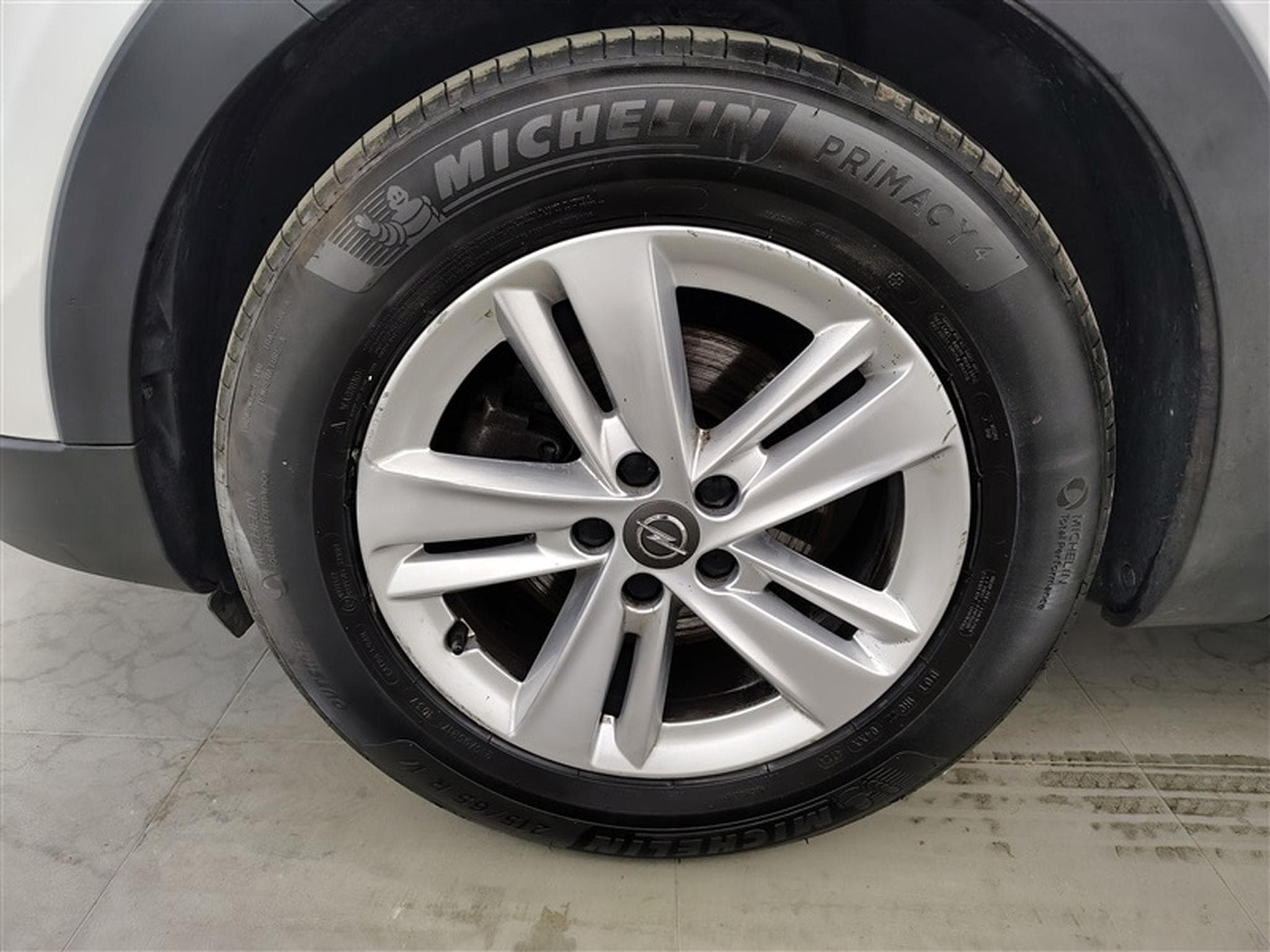 Opel Grandland 1.2 Turbo 130cv Elegance NAVI / FULL LED / CUIR PARTIEL (2020) - Photo 6