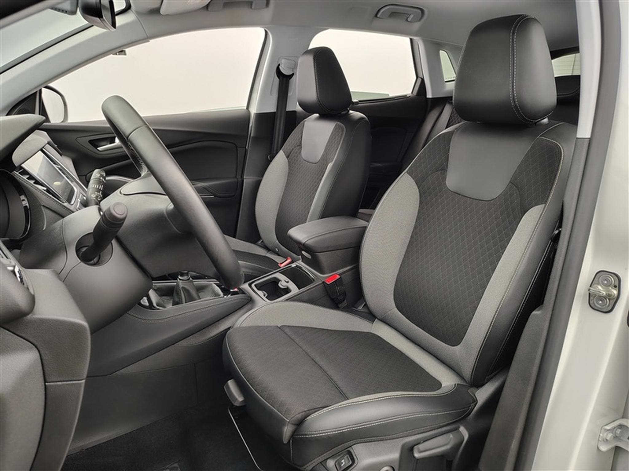 Opel Grandland 1.2 Turbo 130cv Elegance NAVI / FULL LED / CUIR PARTIEL (2020) - Photo 7