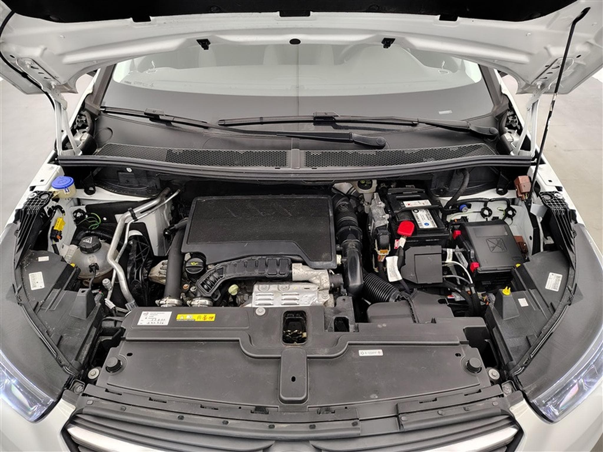 Opel Grandland 1.2 Turbo 130cv Elegance NAVI / FULL LED / CUIR PARTIEL (2020) - Photo 20