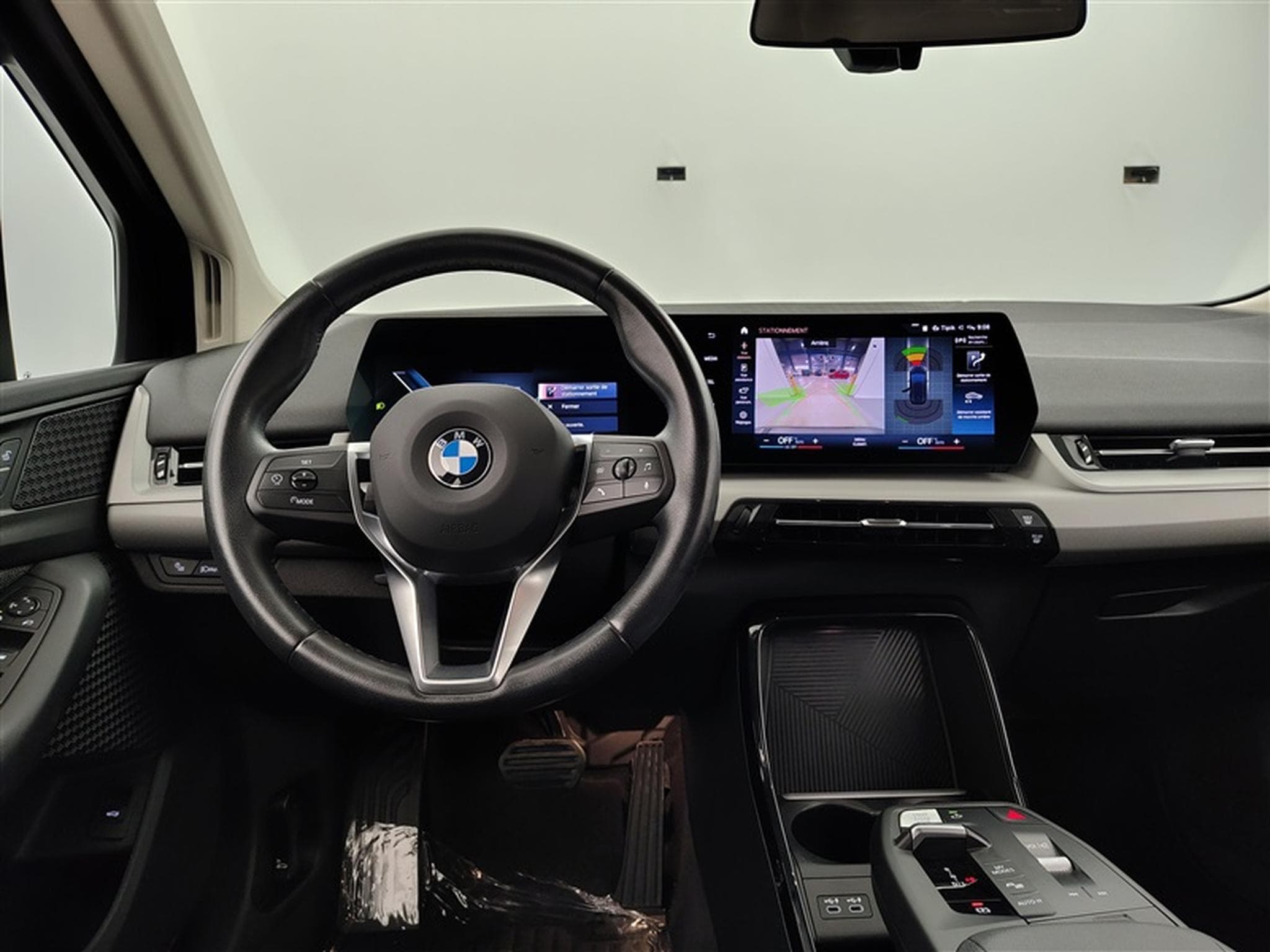 BMW 218 iA Active Tourer  Navi / Led / PDC av+ar (2023) - Photo 9