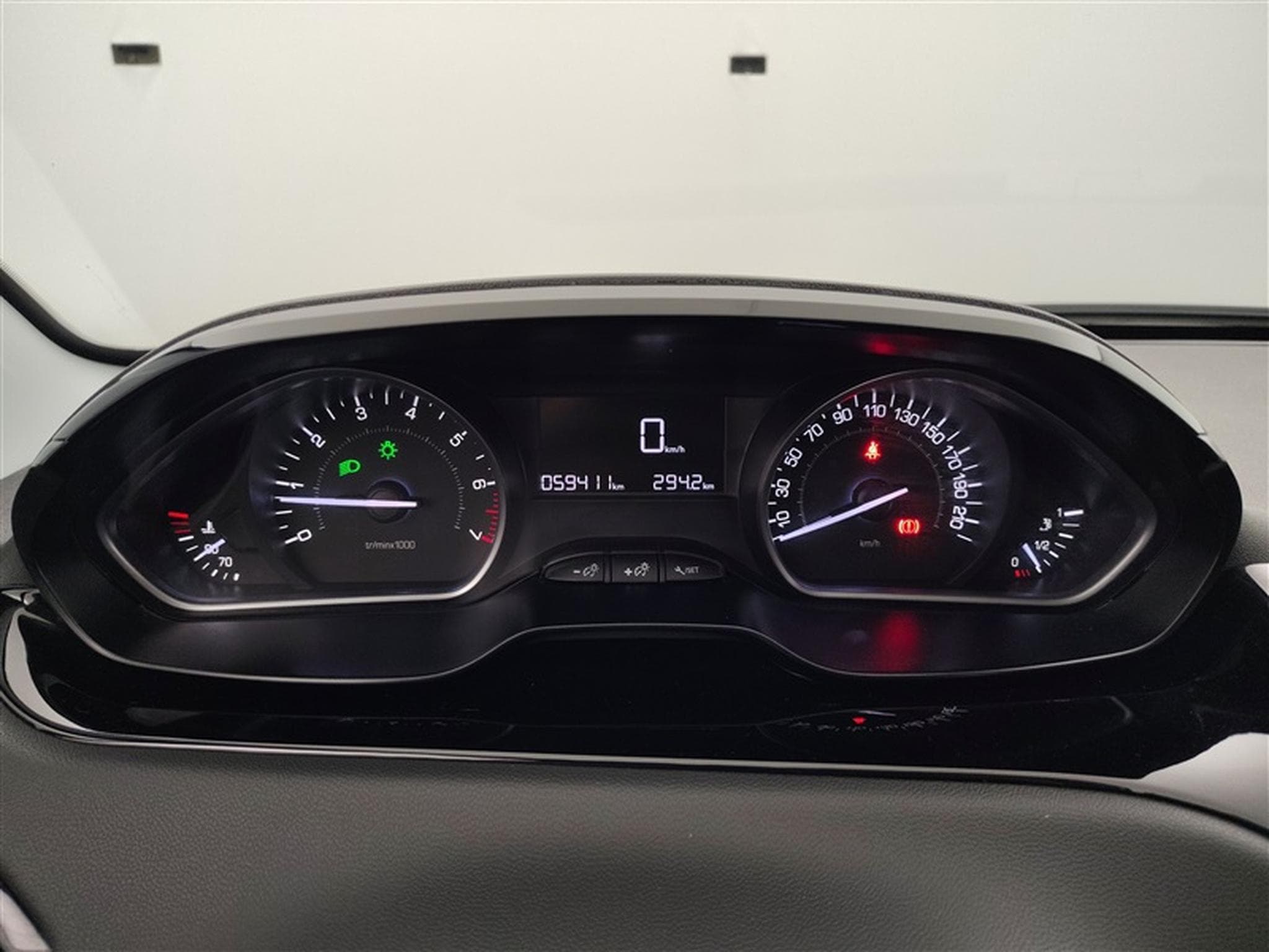 Peugeot 208 1.2 PureTech Signature S&S (EU6.2) (2018) - Photo 10