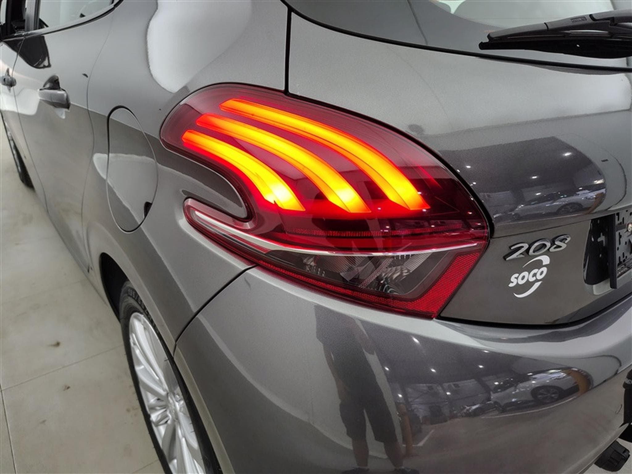 Peugeot 208 1.2 PureTech Signature S&S (EU6.2) (2018) - Photo 16