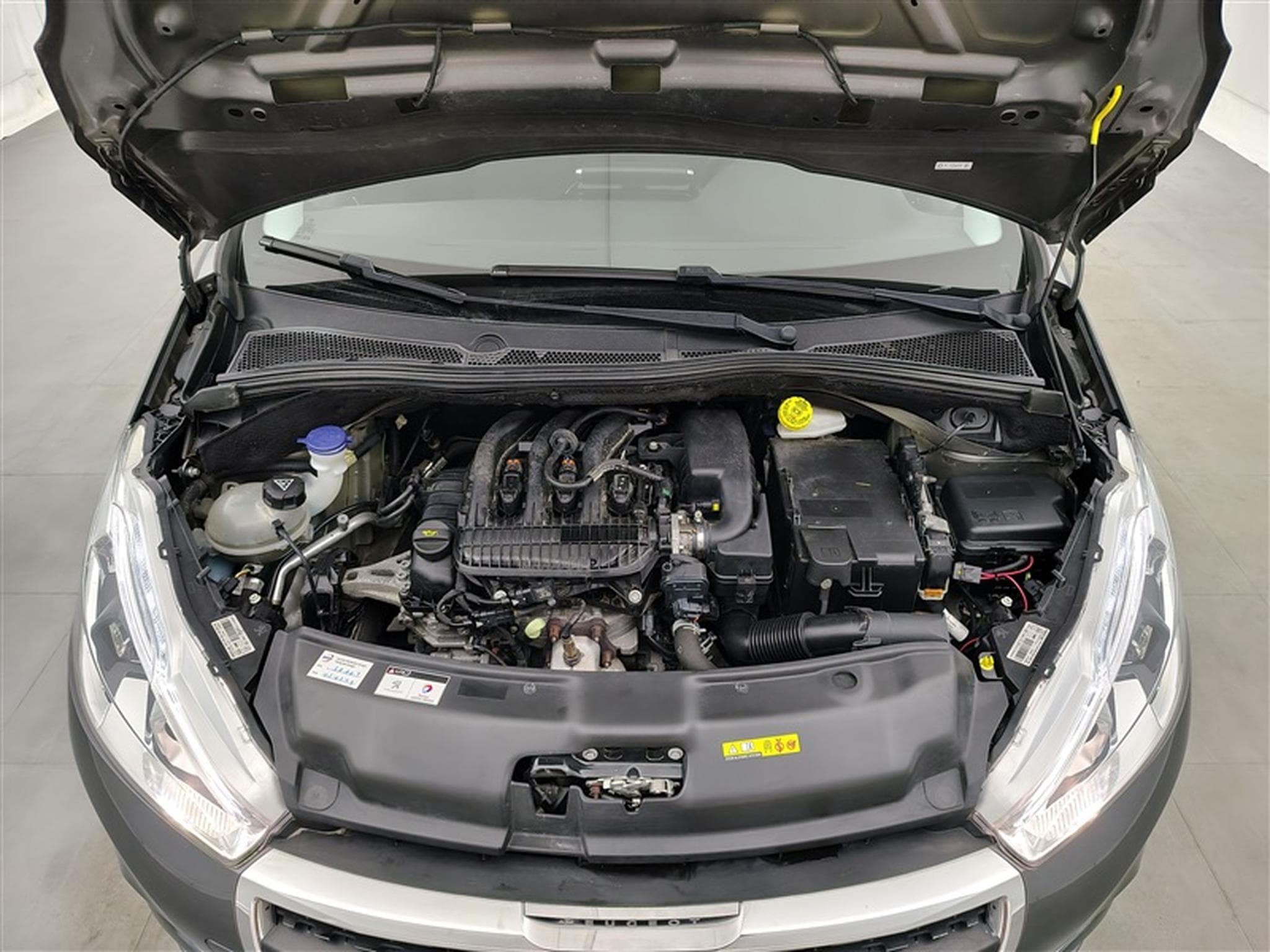 Peugeot 208 1.2 PureTech Signature S&S (EU6.2) (2018) - Photo 20