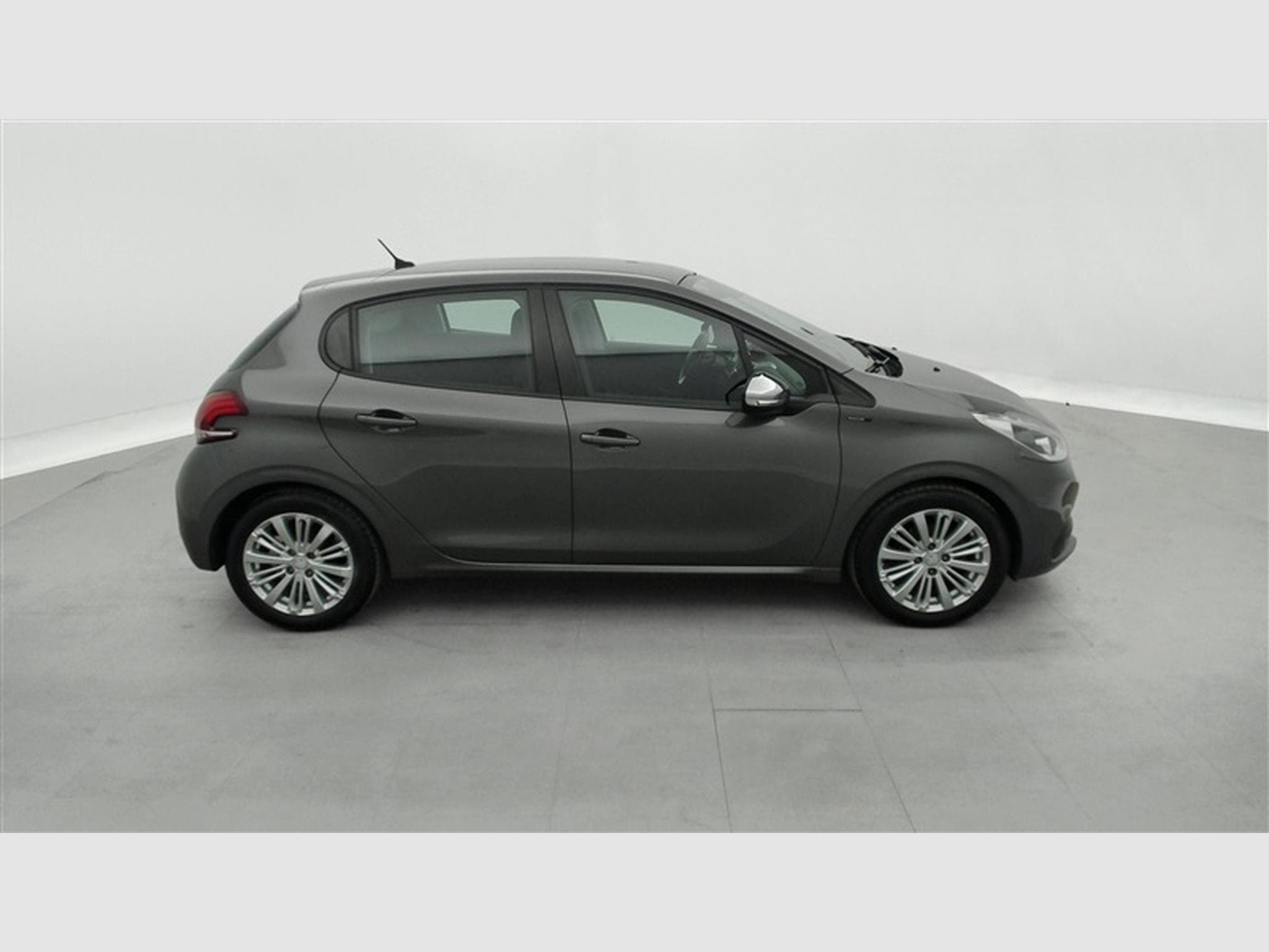 Peugeot 208 1.2 PureTech Signature S&S (EU6.2) (2018) - Photo 24