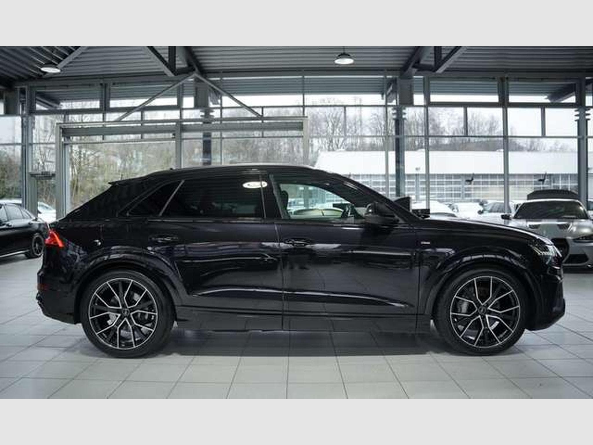 Audi Q8 50 TDI q. S line *1.H *22 *Virtual*Pano*B&O (2021) - Photo 6
